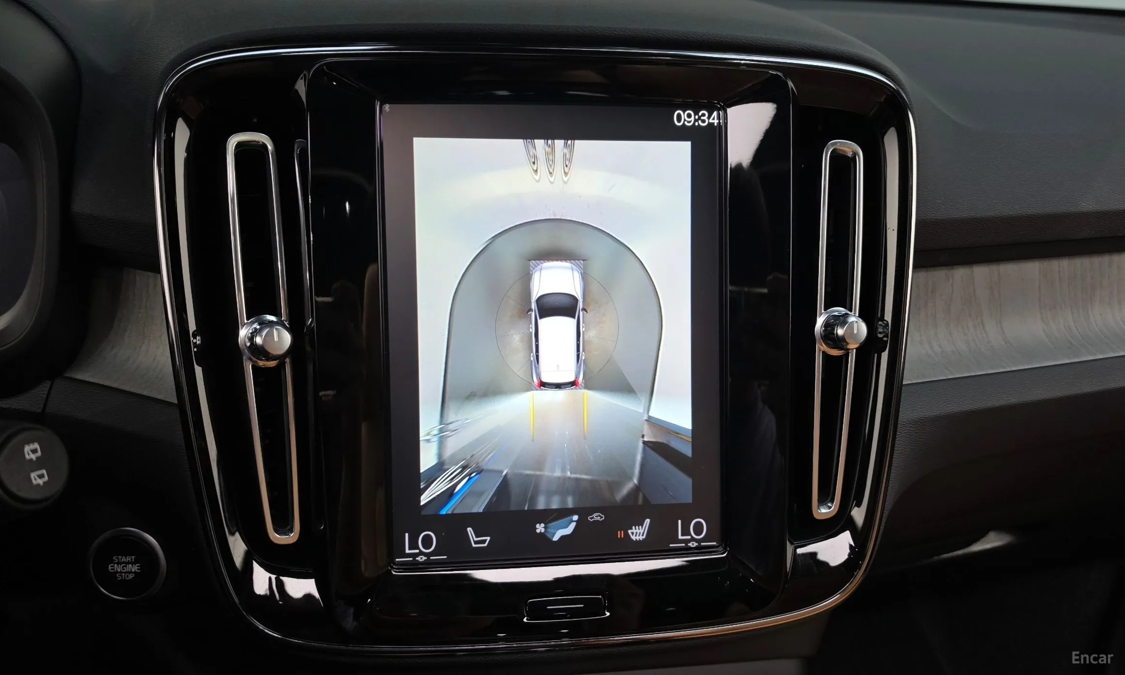 Volvo XC40 превью 15