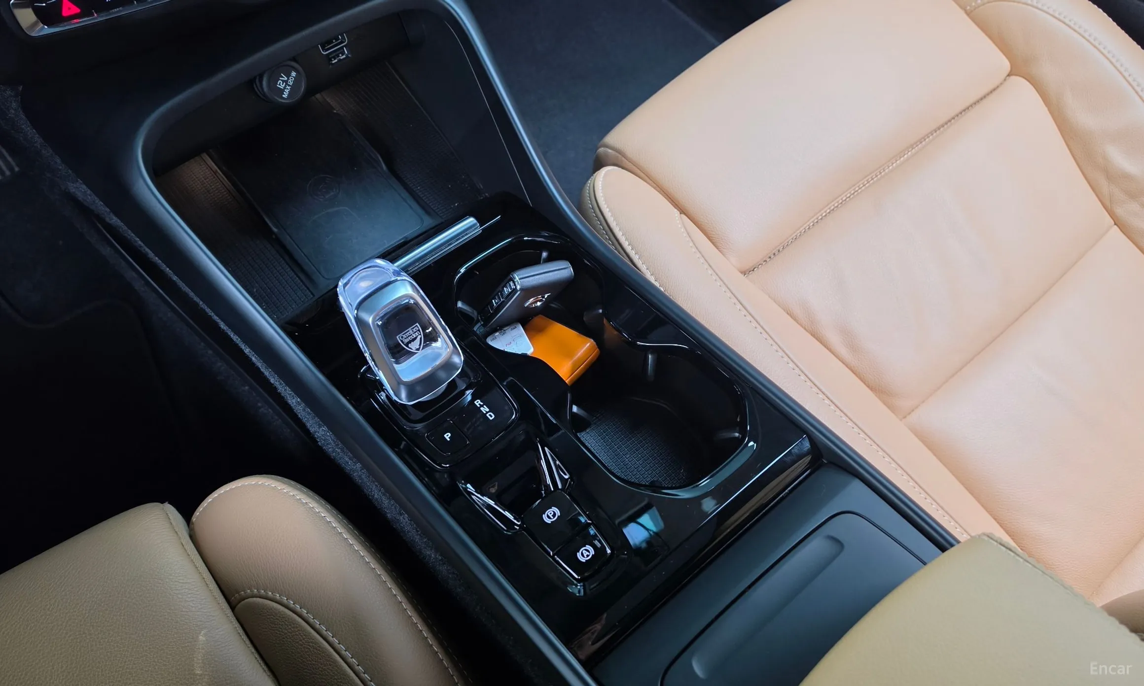 Volvo XC40 превью 9