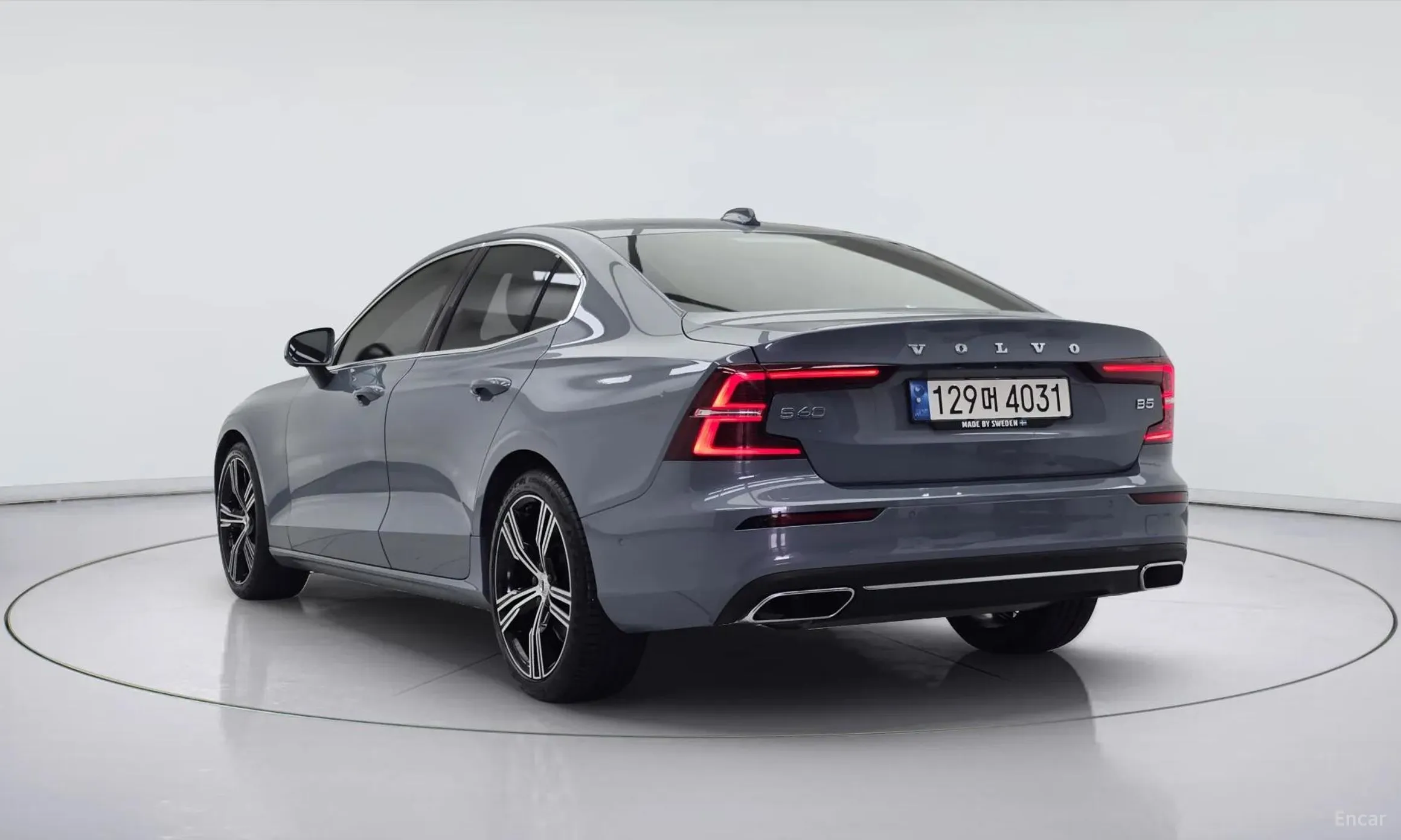 Volvo S60 3rd Generation превью 4