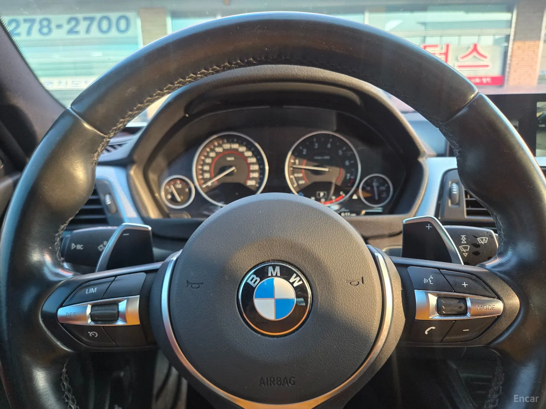 BMW 3 Series (F30) превью 9