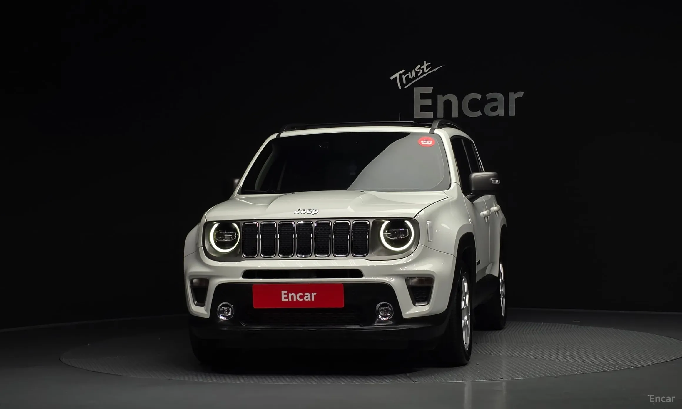 Jeep Renegade превью 3
