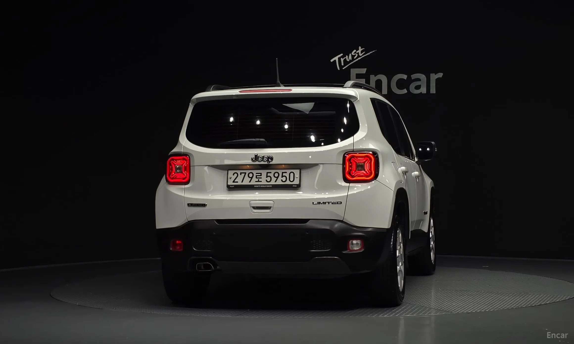 Jeep Renegade превью 4