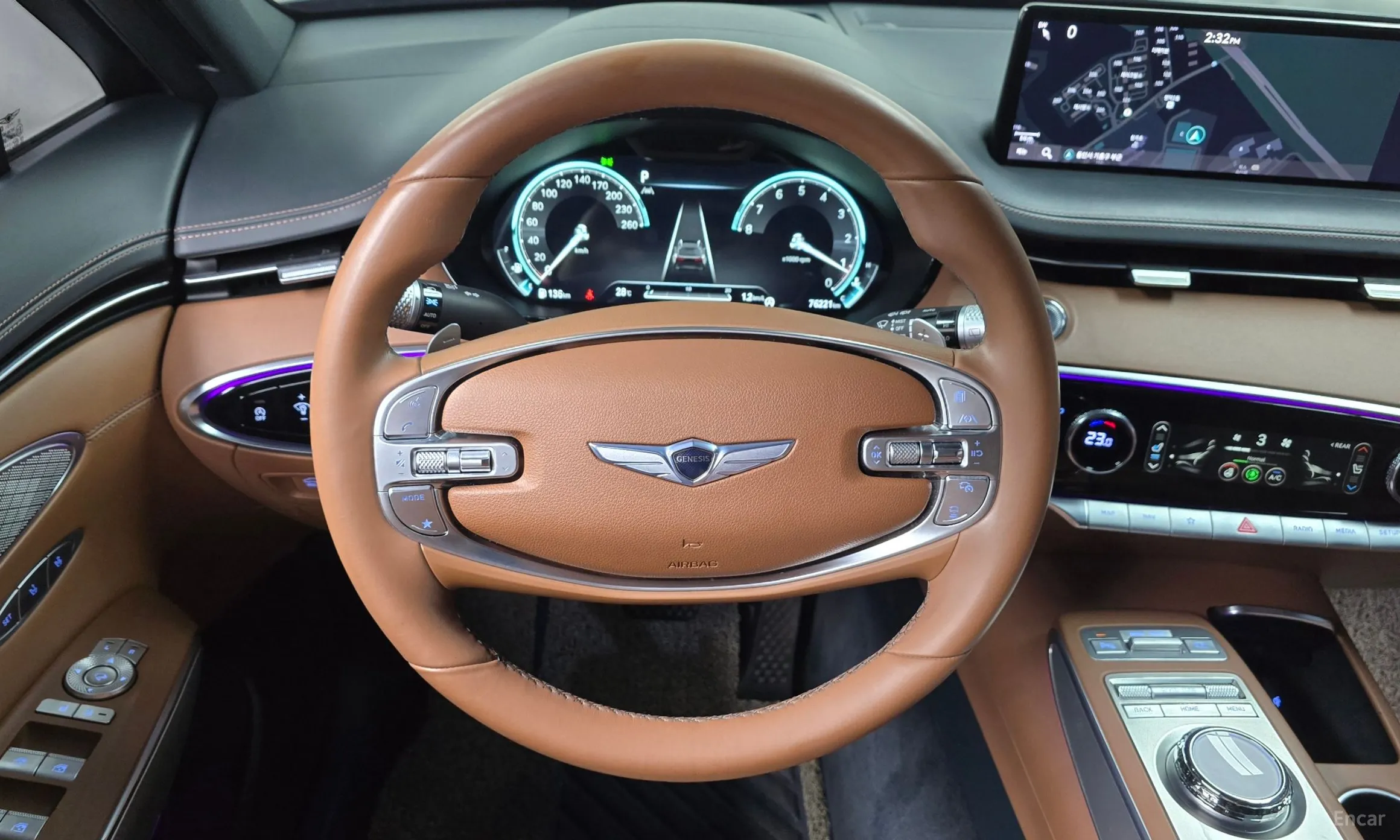 Genesis GV70 превью 12