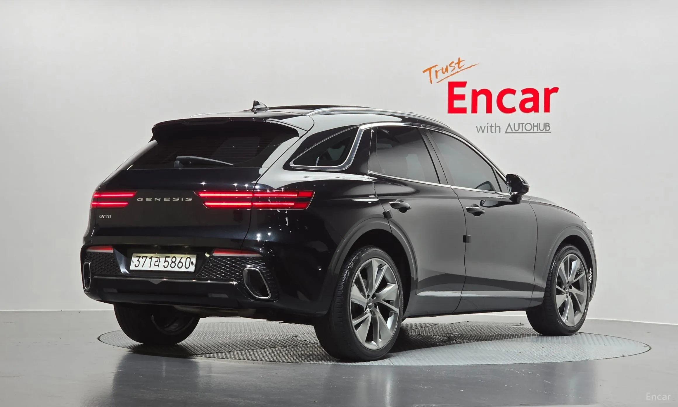 Genesis GV70 превью 2