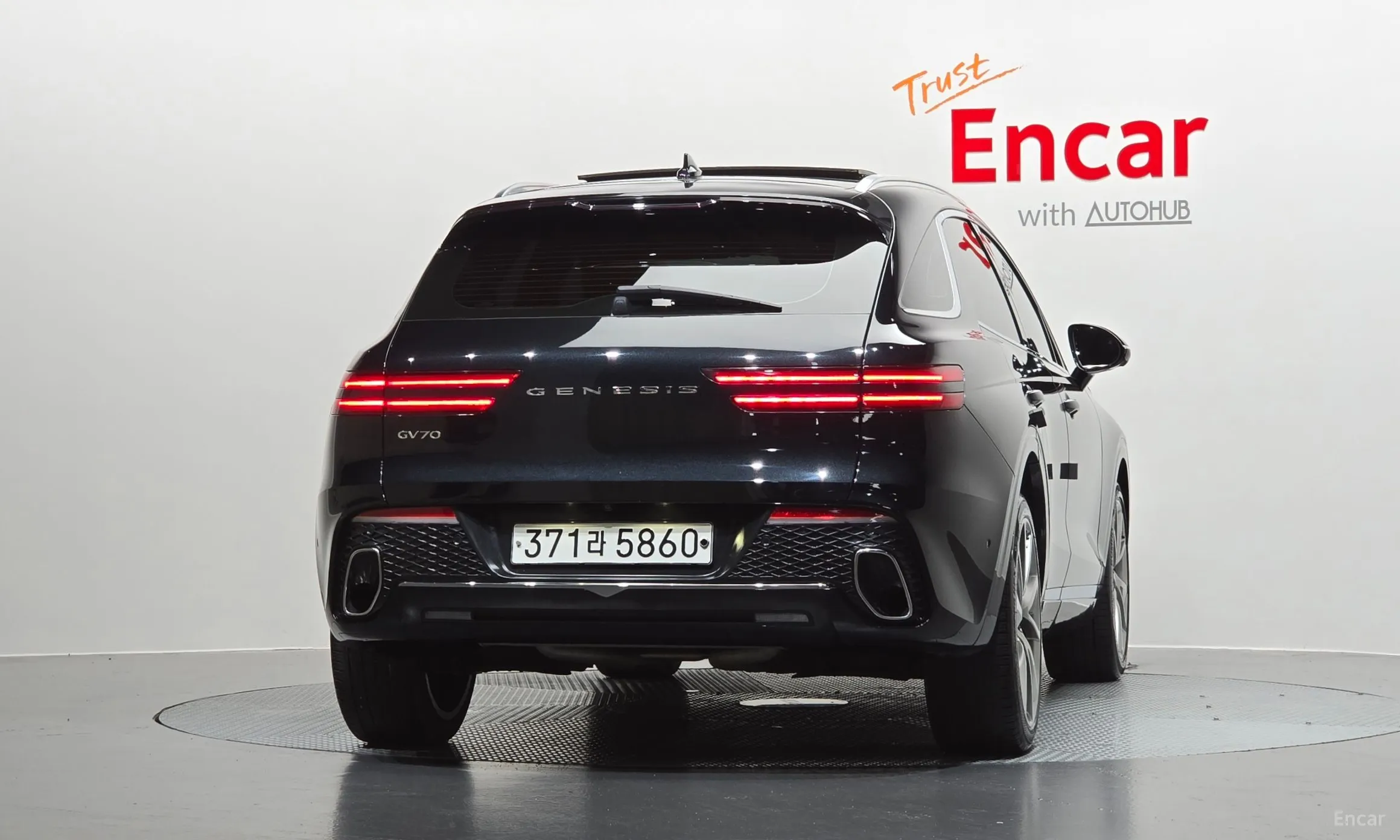 Genesis GV70 превью 4