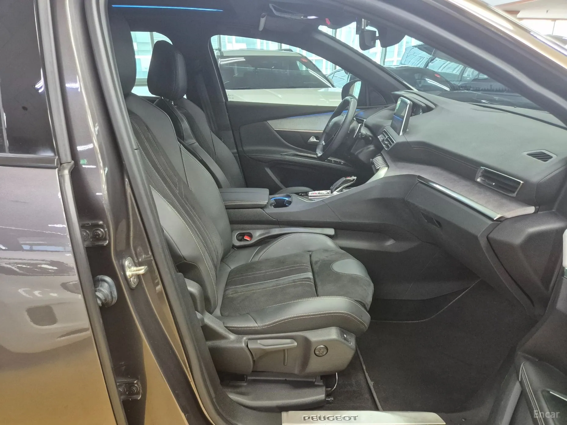 Peugeot 5008 2nd generation превью 15