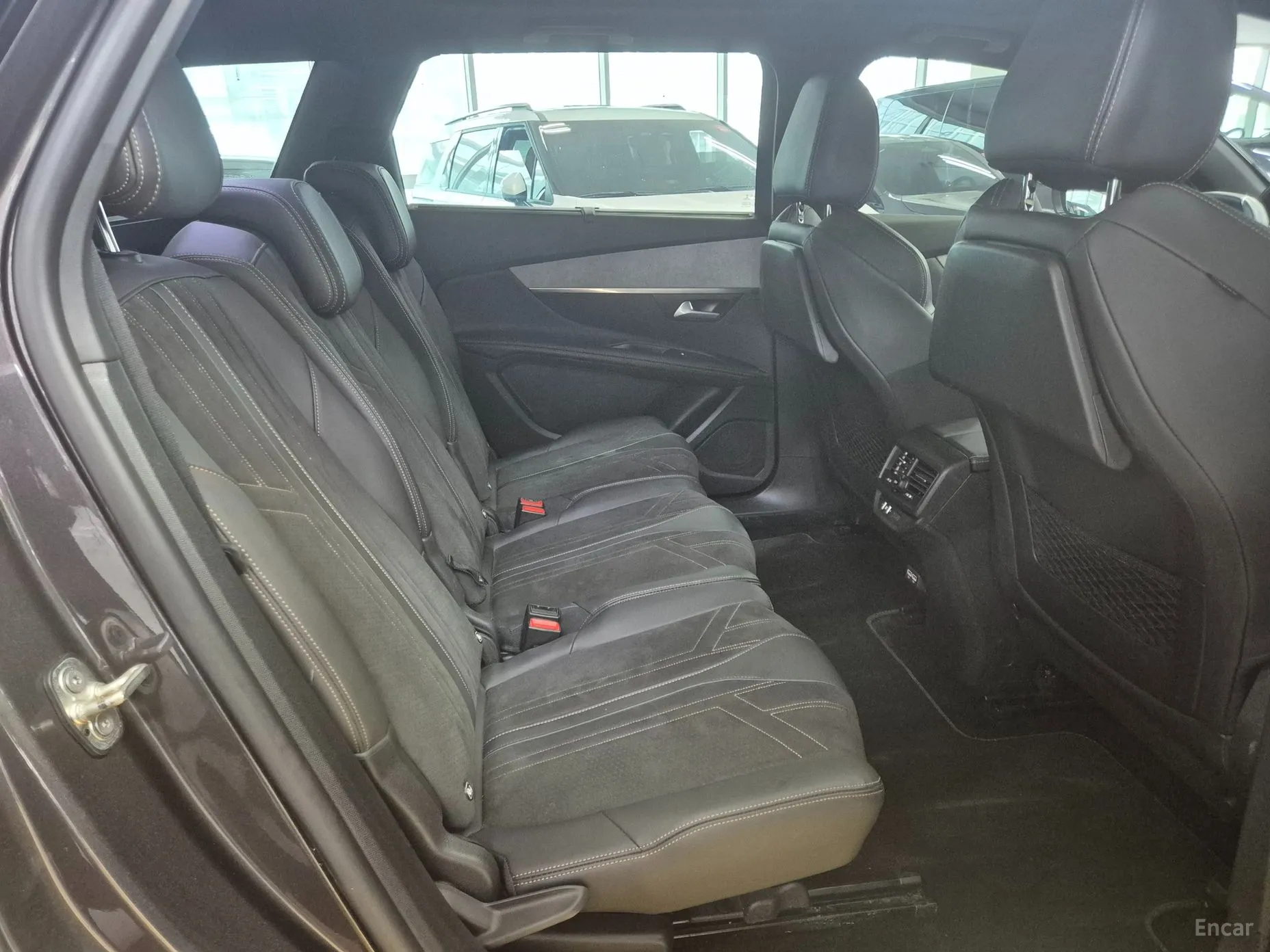 Peugeot 5008 2nd generation превью 16