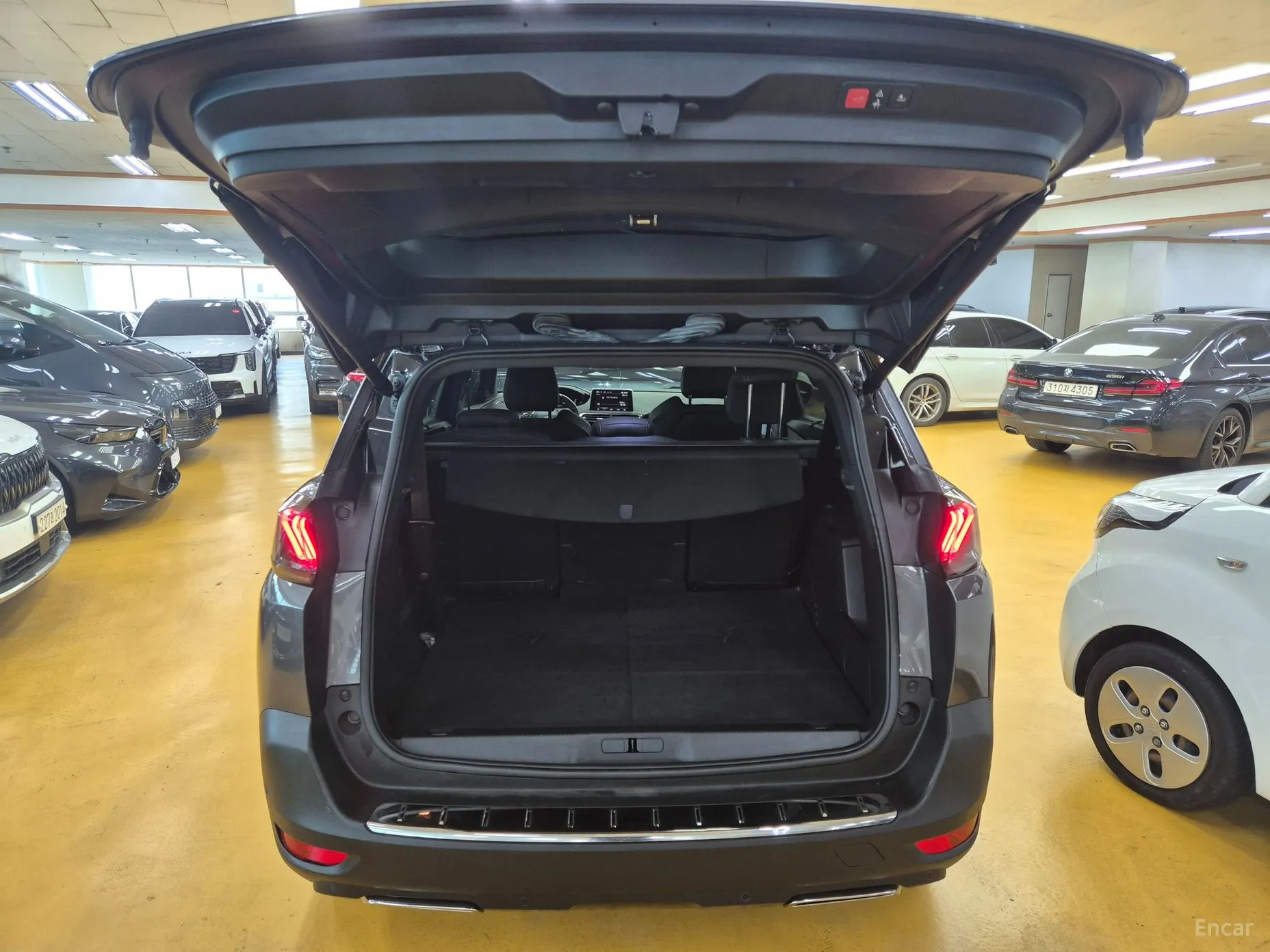 Peugeot 5008 2nd generation превью 17