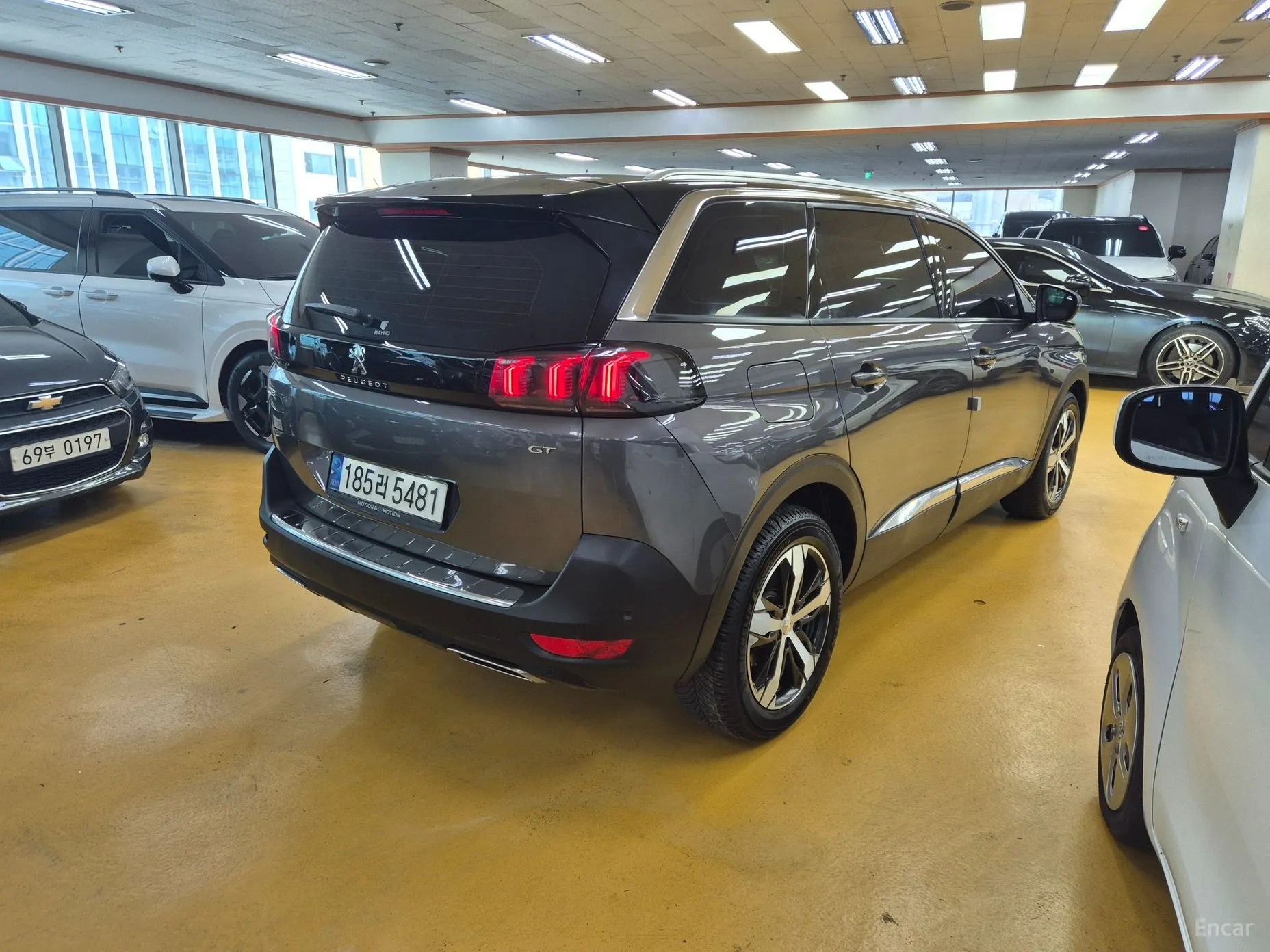 Peugeot 5008 2nd generation превью 6