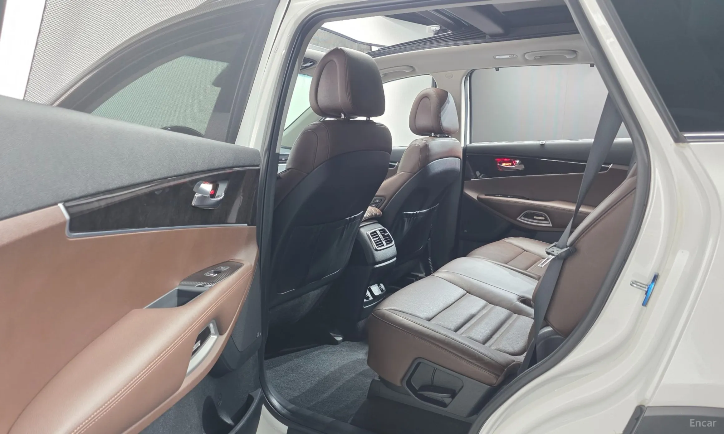 Kia Sorento превью 17