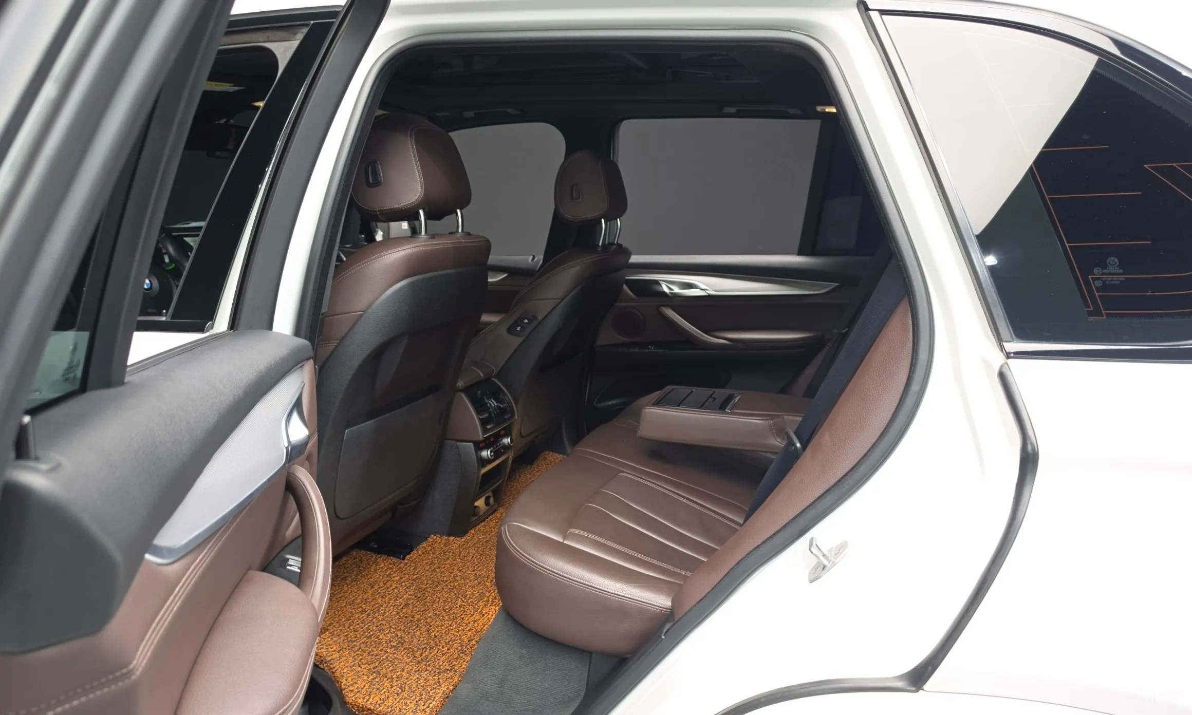 BMW X5 (F15) превью 12
