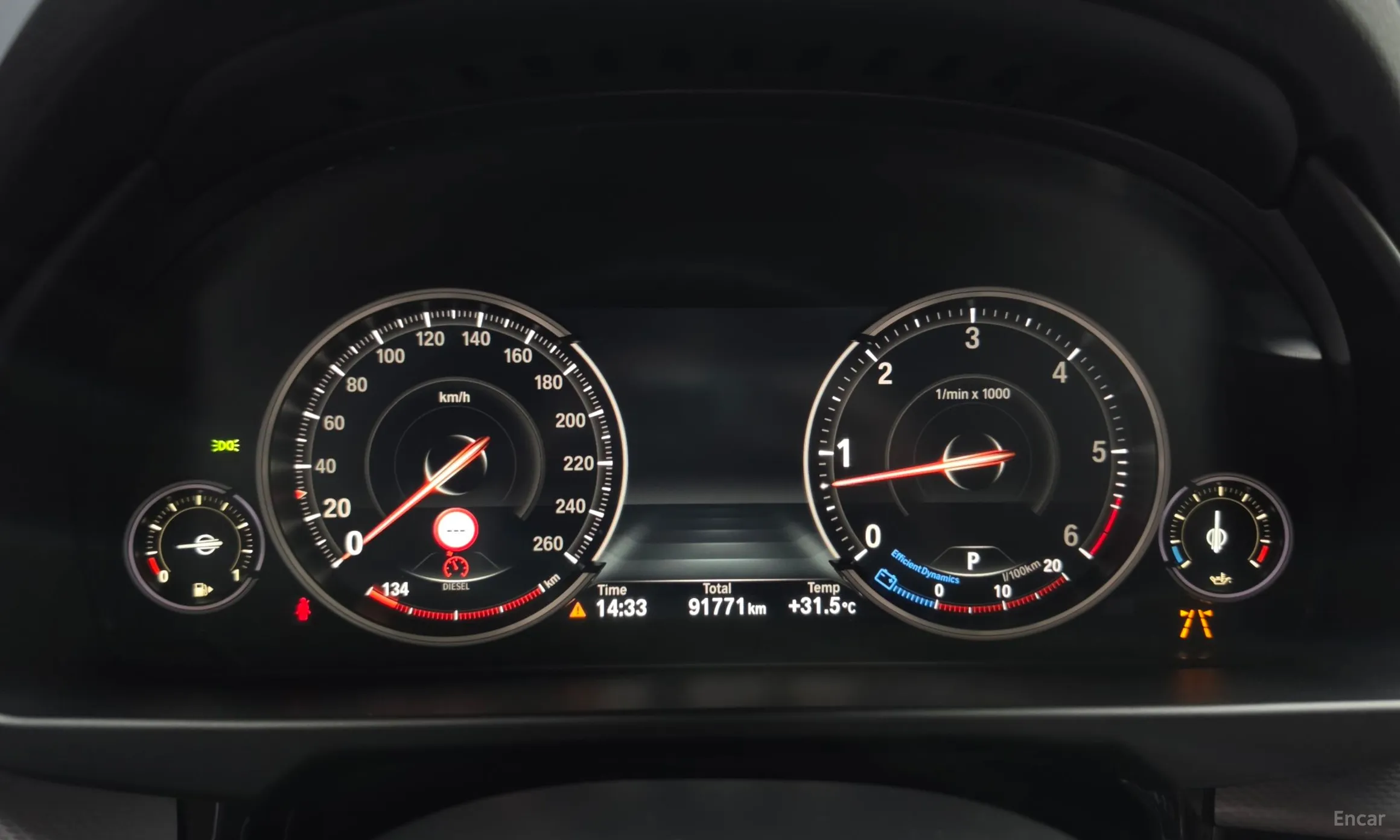 BMW X5 (F15) превью 8