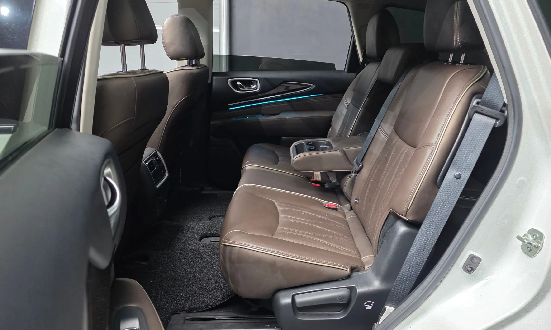 Infiniti QX60 превью 12