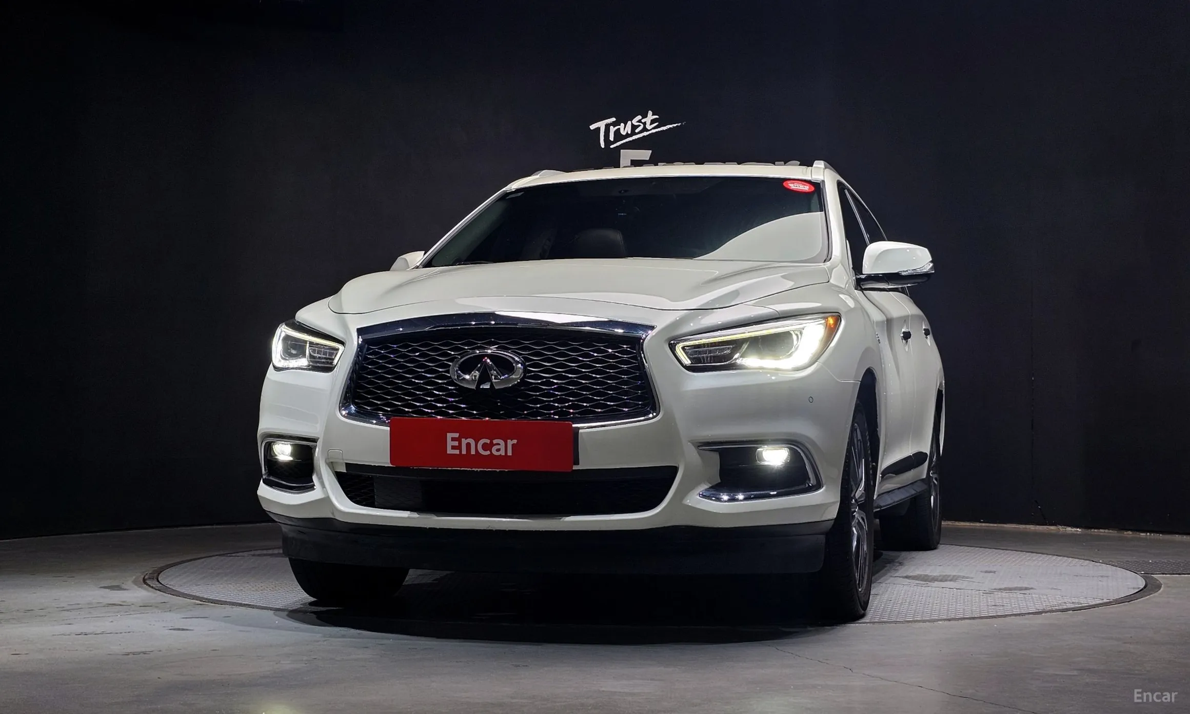 Infiniti QX60 превью 3