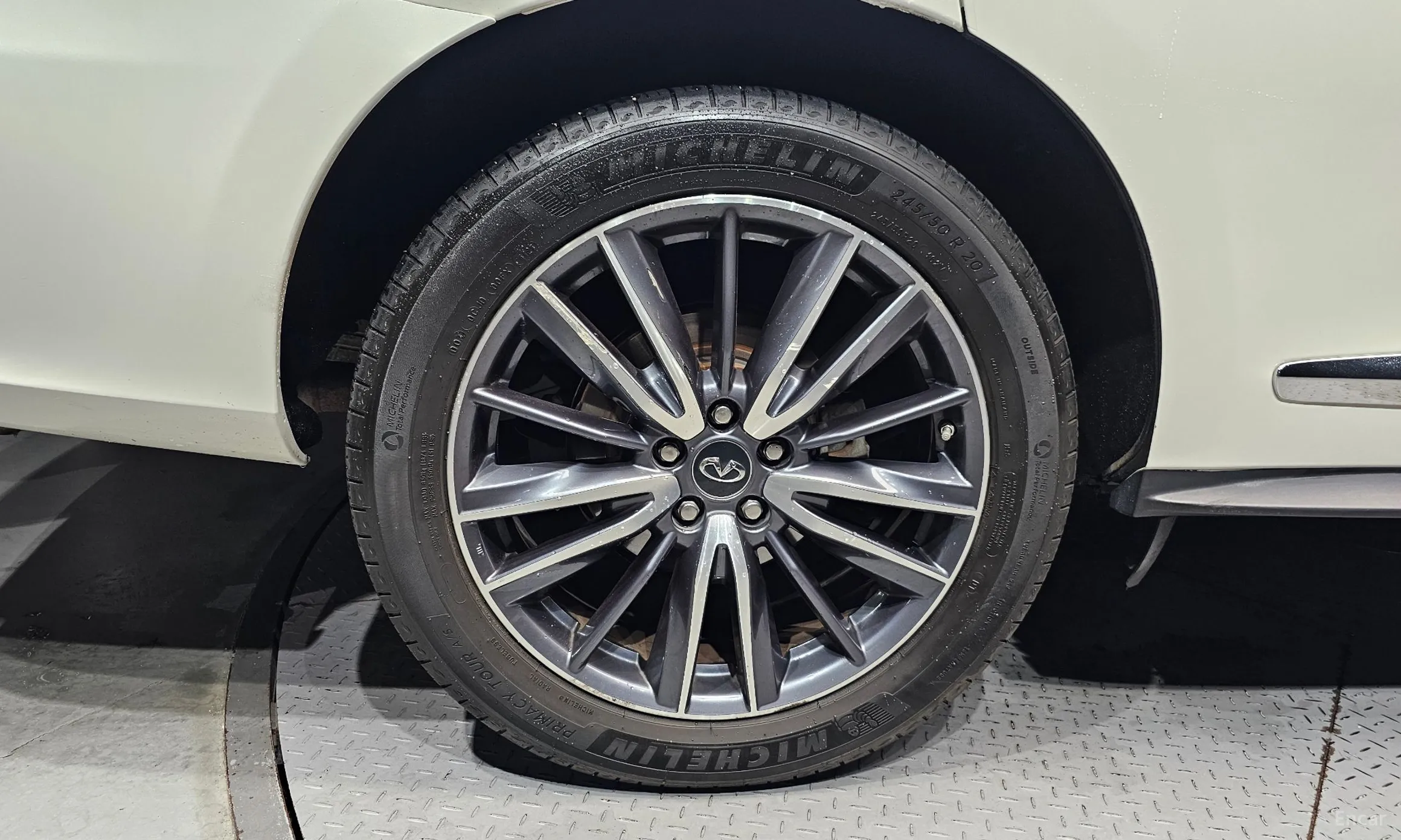 Infiniti QX60 превью 5