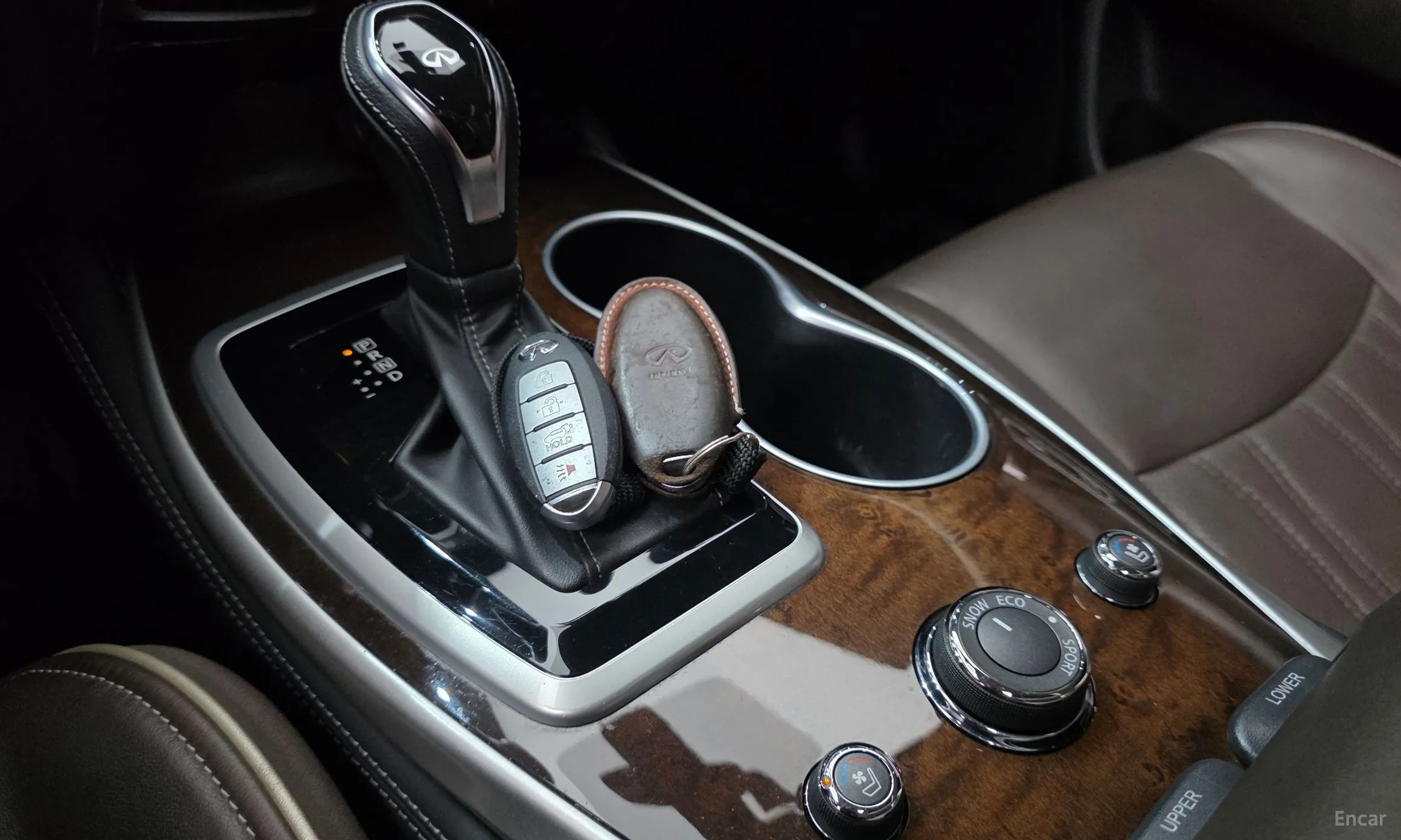 Infiniti QX60 превью 9