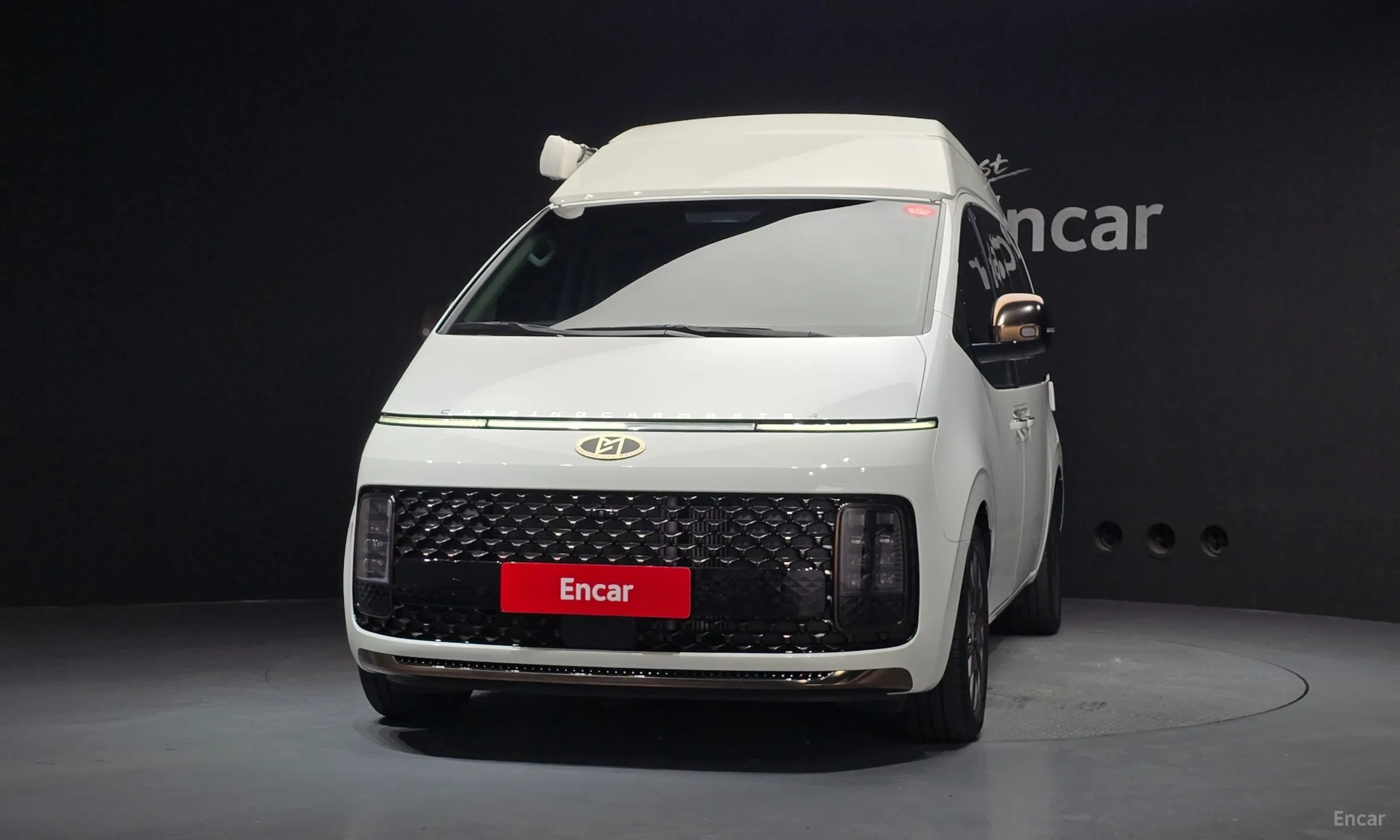 Hyundai Staria превью 3