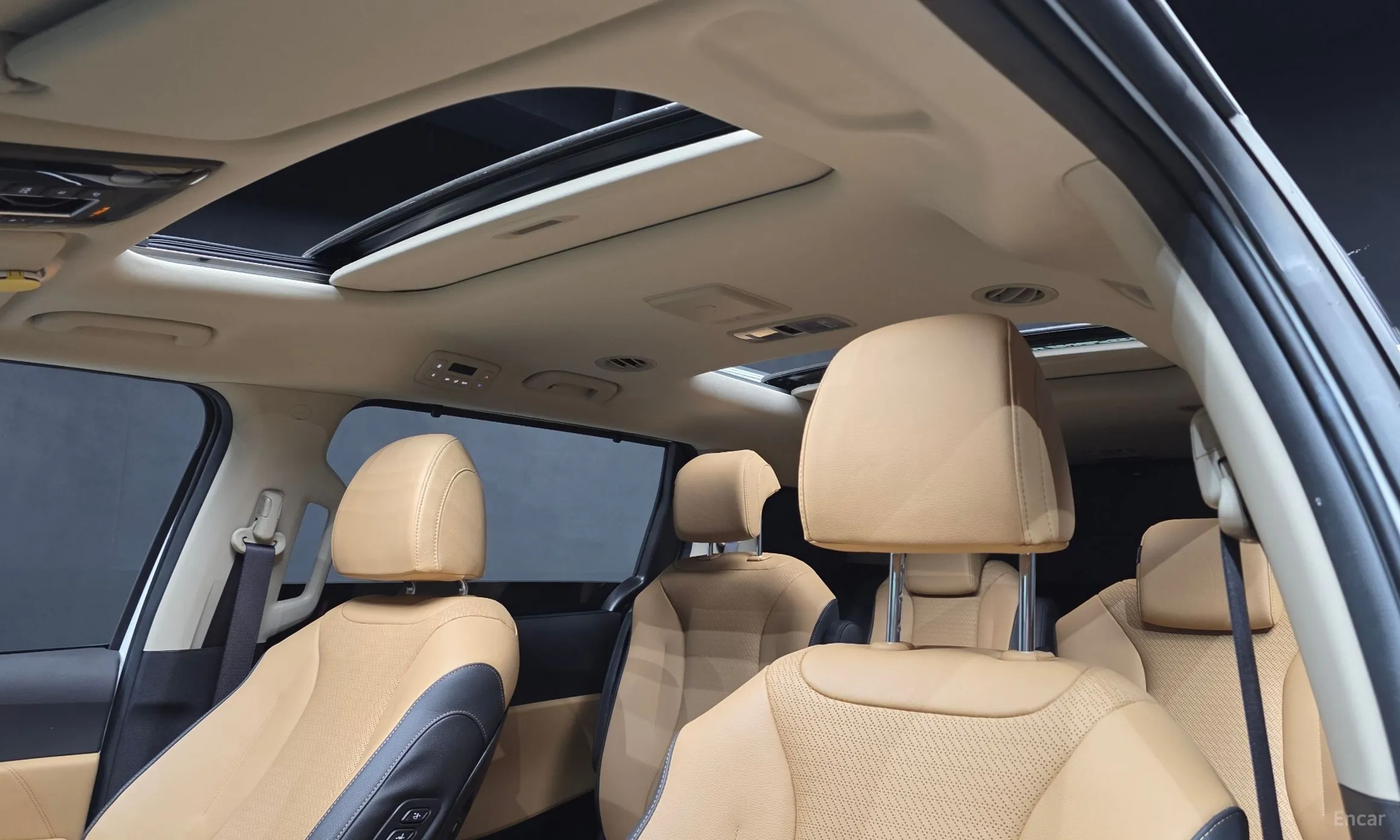 Kia Carnival Gen 4 превью 18