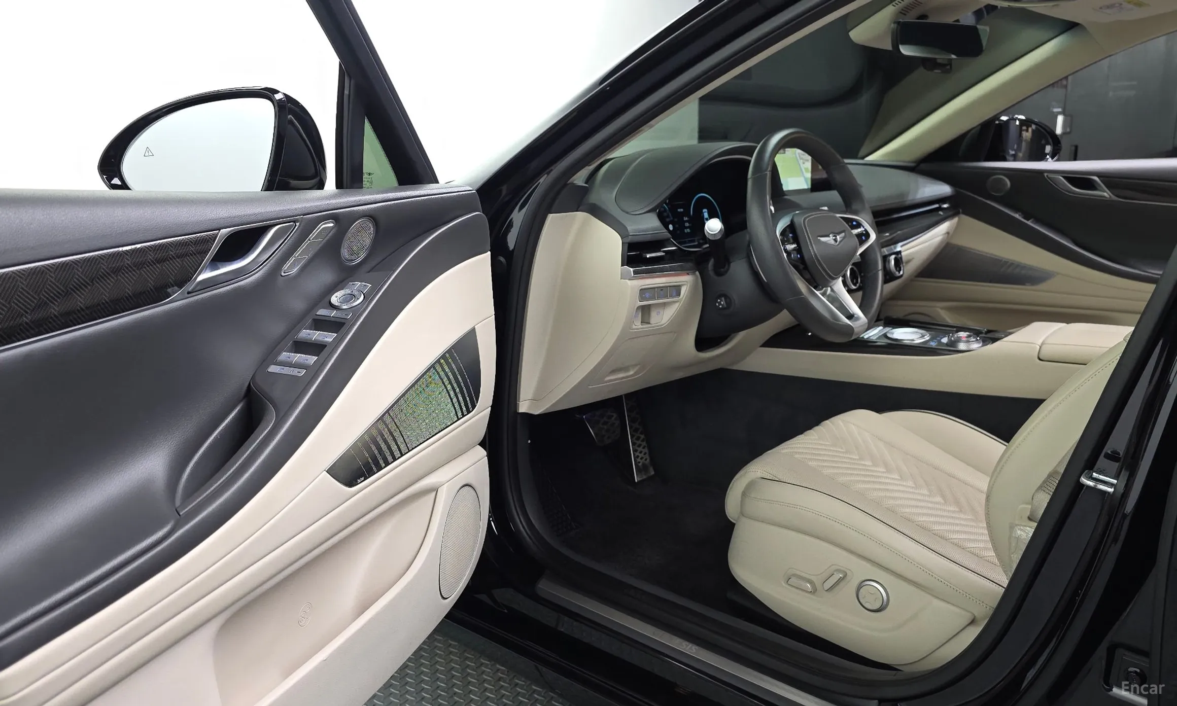 Genesis G80 (RG3) превью 10