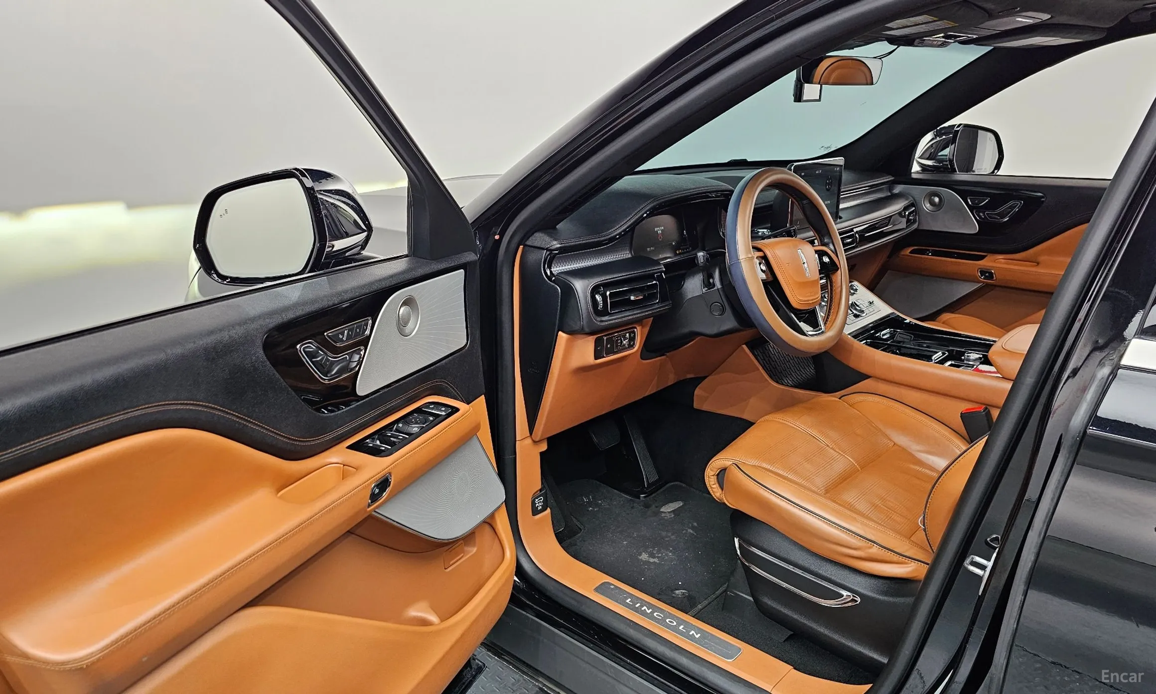 Lincoln Aviator 2nd Generation превью 10