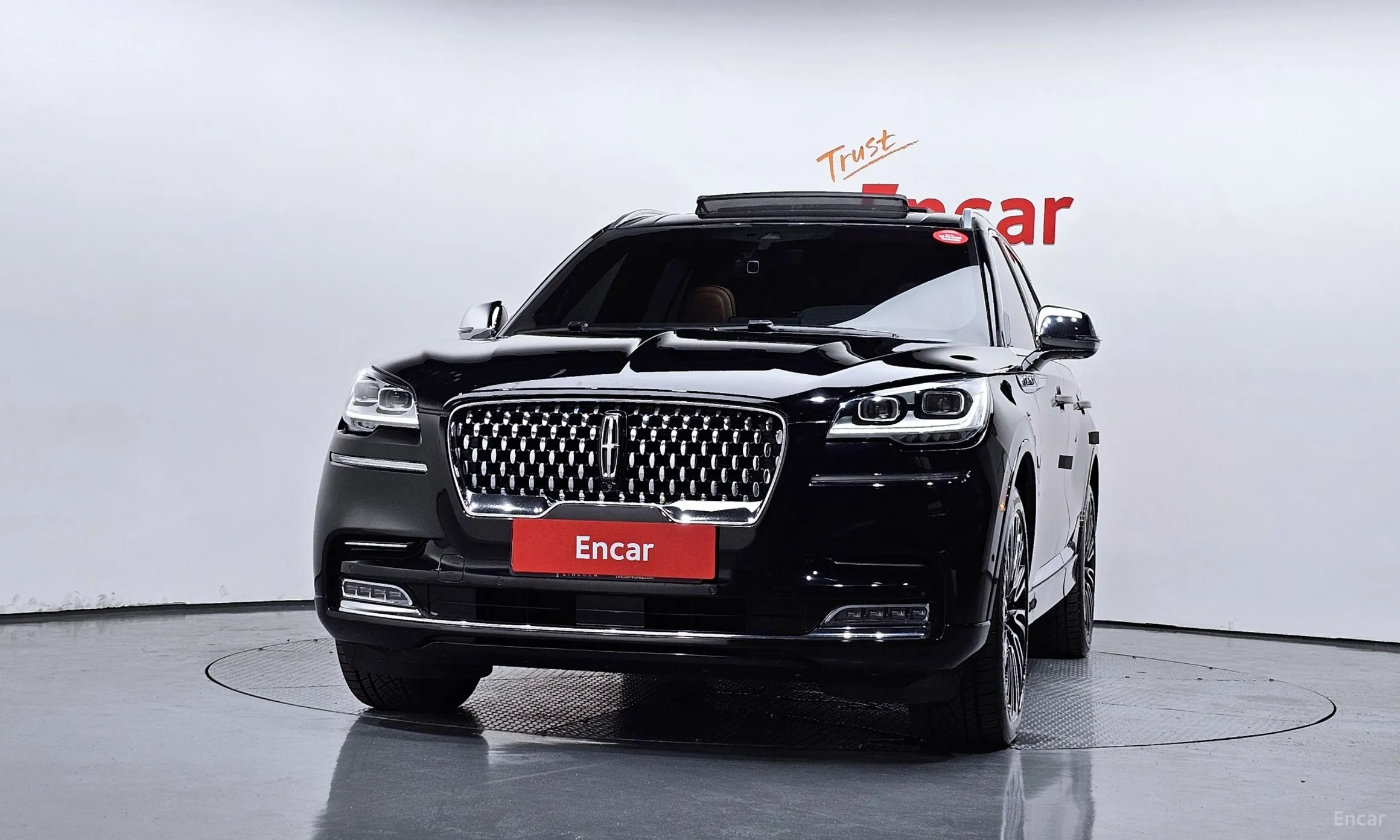 Lincoln Aviator 2nd Generation превью 3