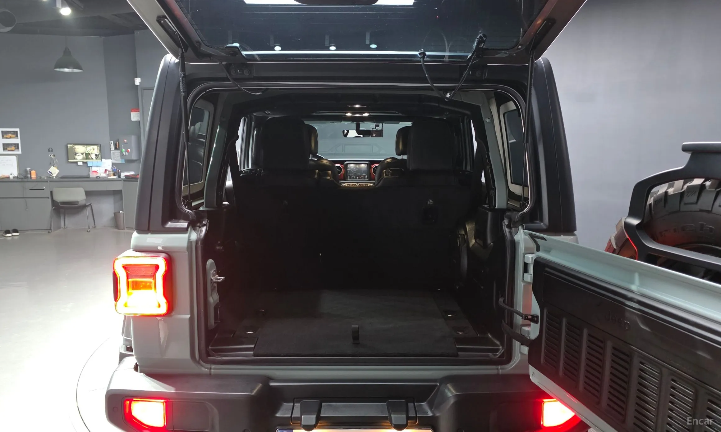 Jeep Wrangler (JL) превью 20