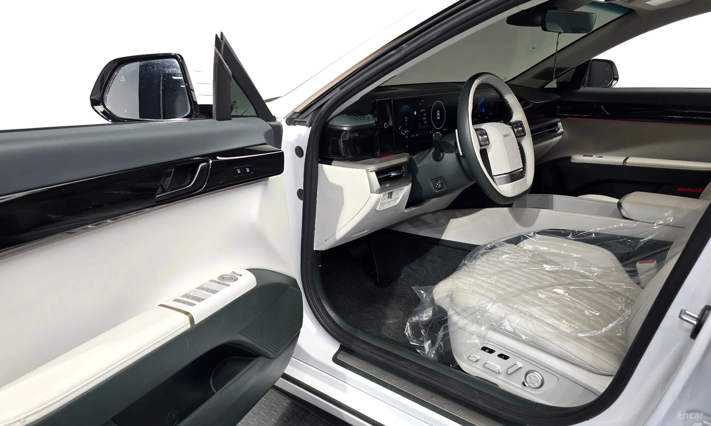 Hyundai Grandeur Hybrid (GN7) превью 10