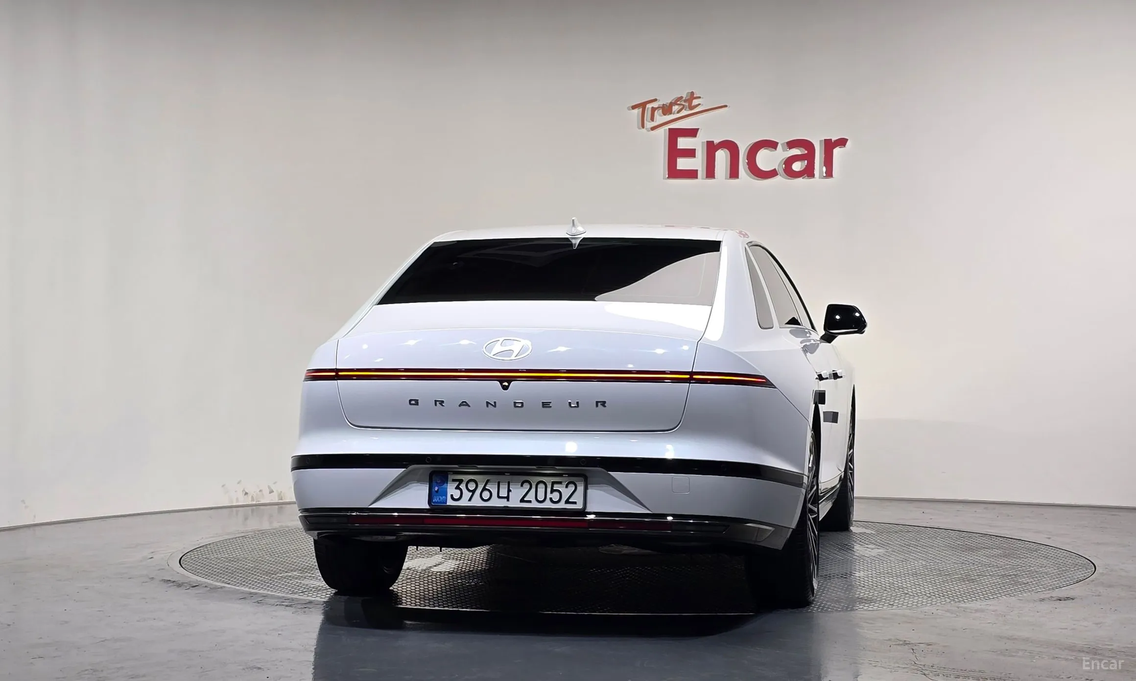 Hyundai Grandeur Hybrid (GN7) превью 4