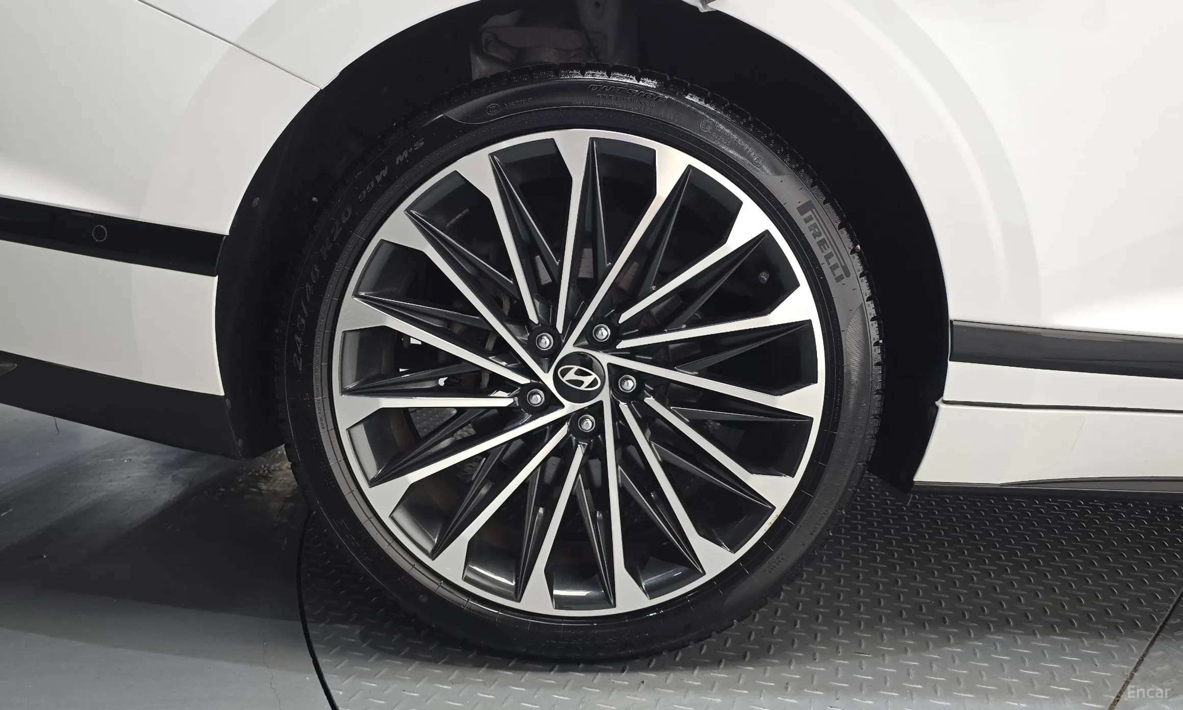 Hyundai Grandeur Hybrid (GN7) превью 5