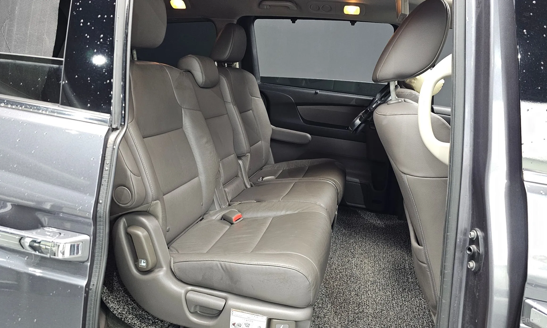 Honda Odyssey превью 11