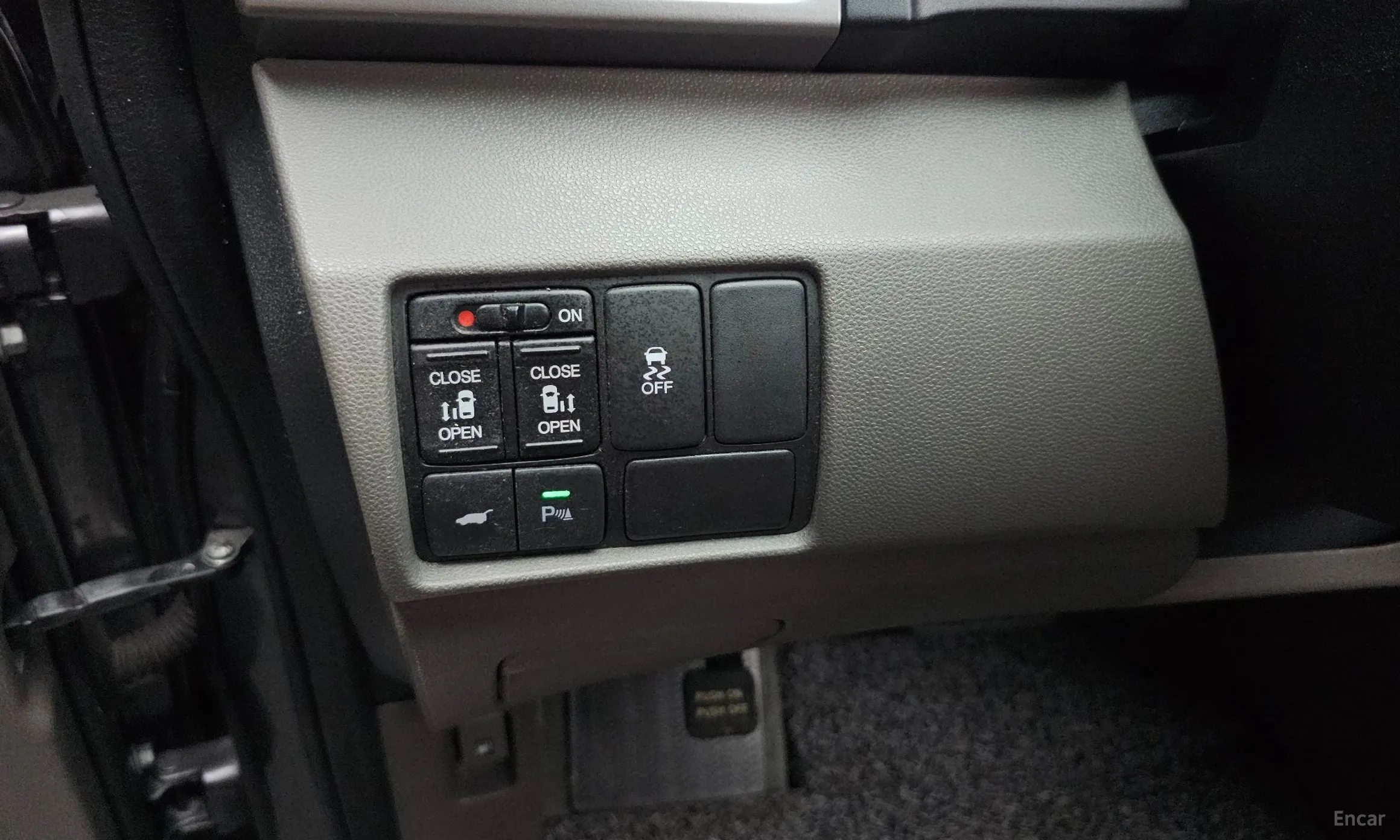 Honda Odyssey превью 16