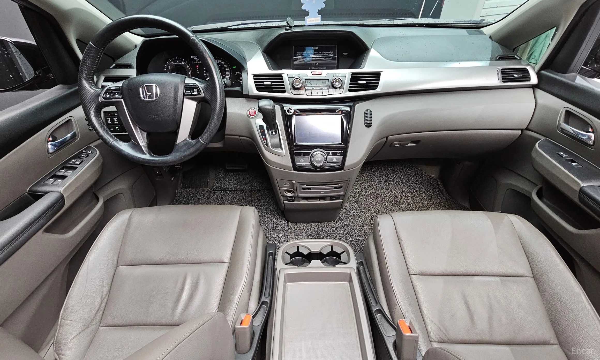 Honda Odyssey превью 7