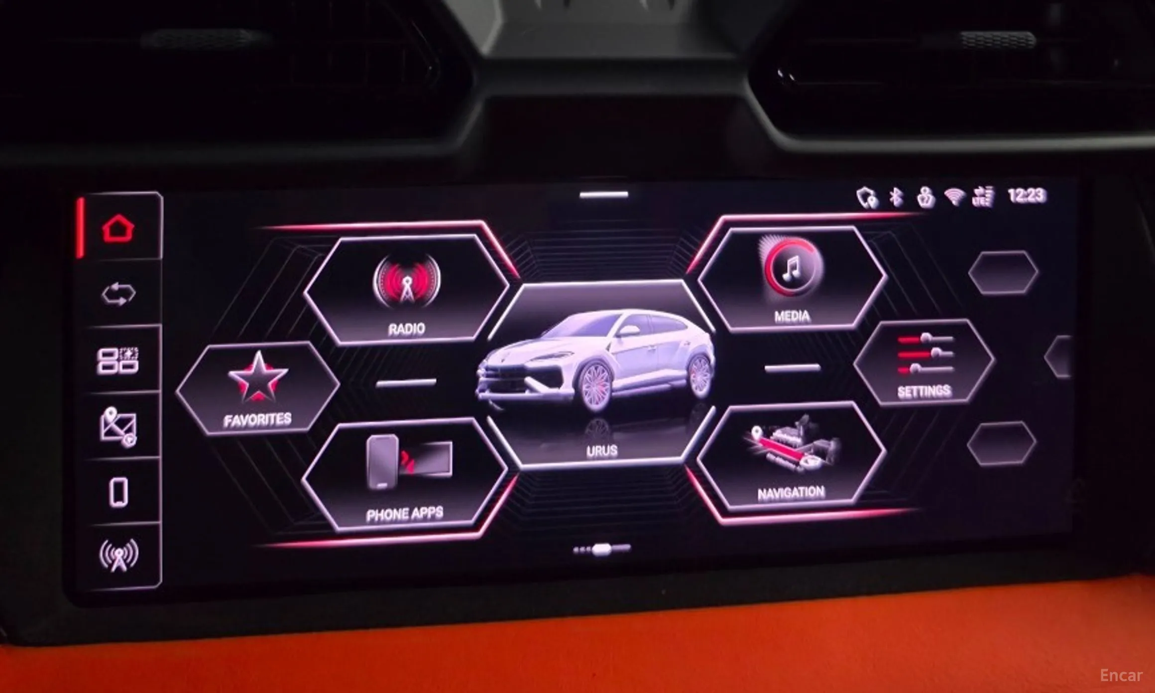 Lamborghini Urus превью 11
