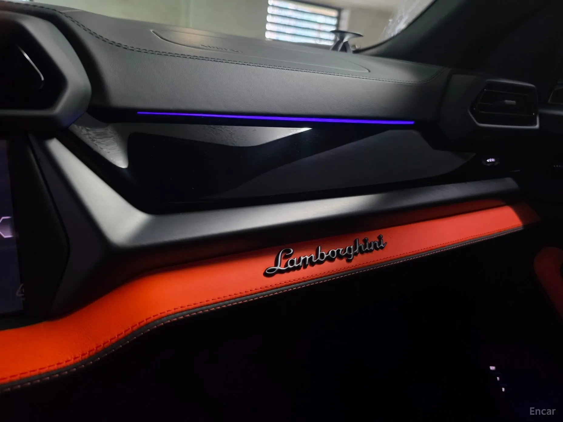 Lamborghini Urus превью 18