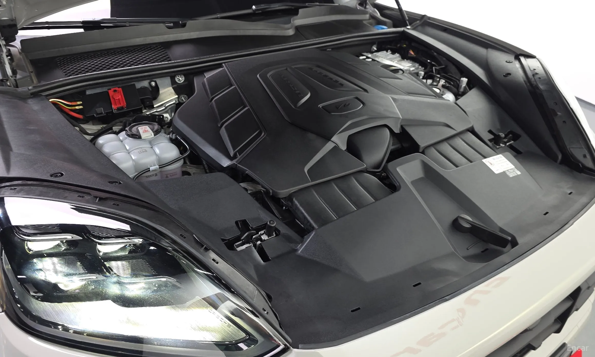Porsche Cayenne (PO536) превью 6
