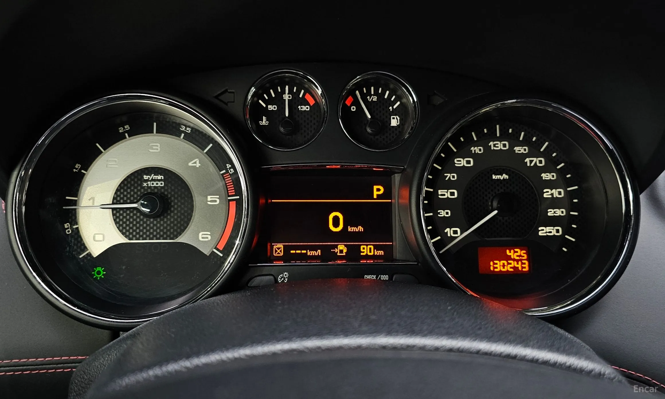 Peugeot RCZ превью 8