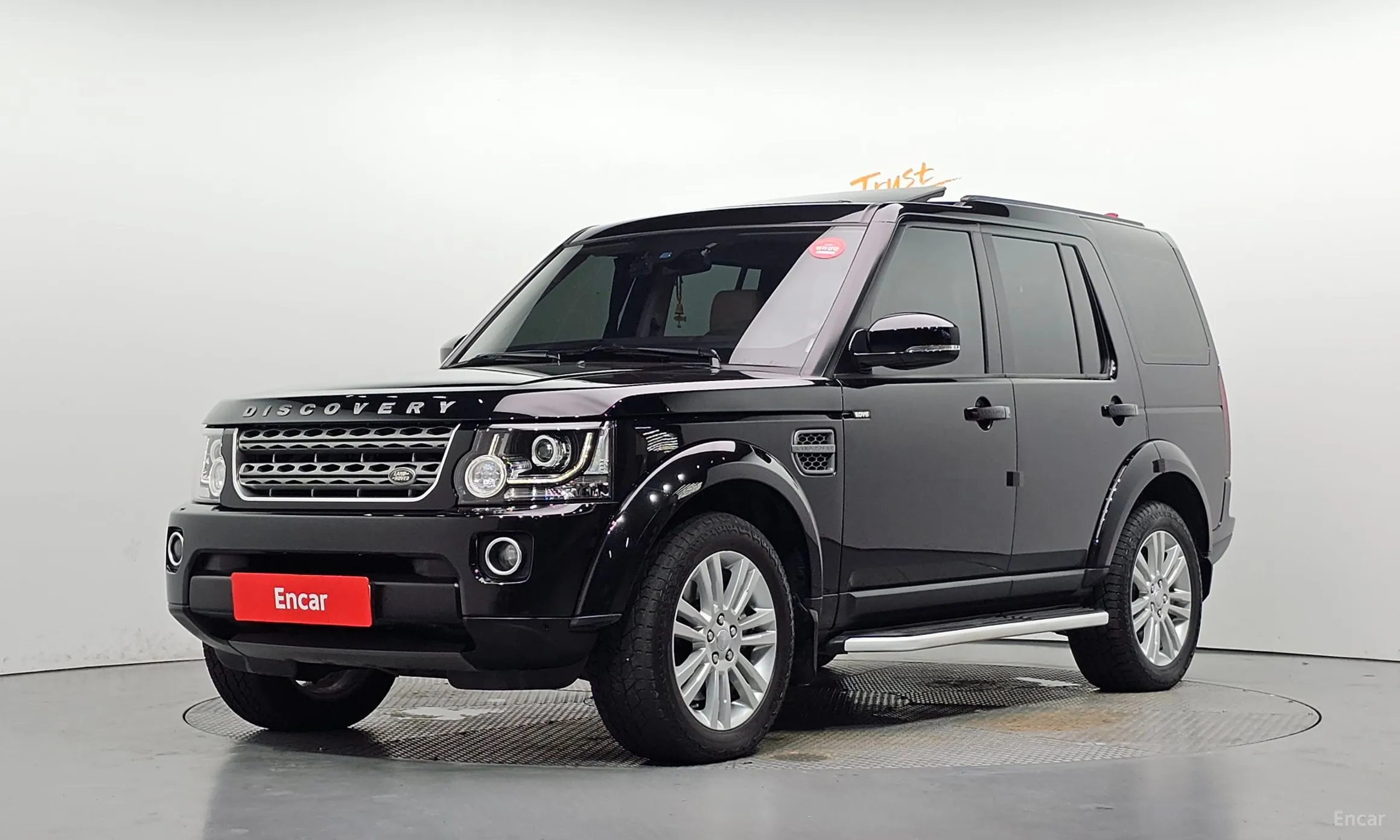 Land Rover Discovery 4