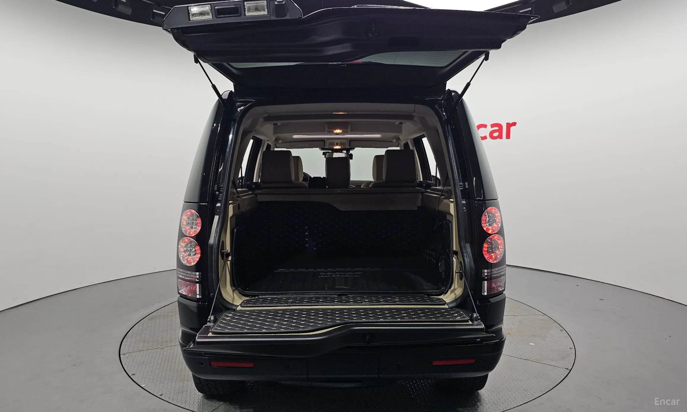 Land Rover Discovery 4 превью 20