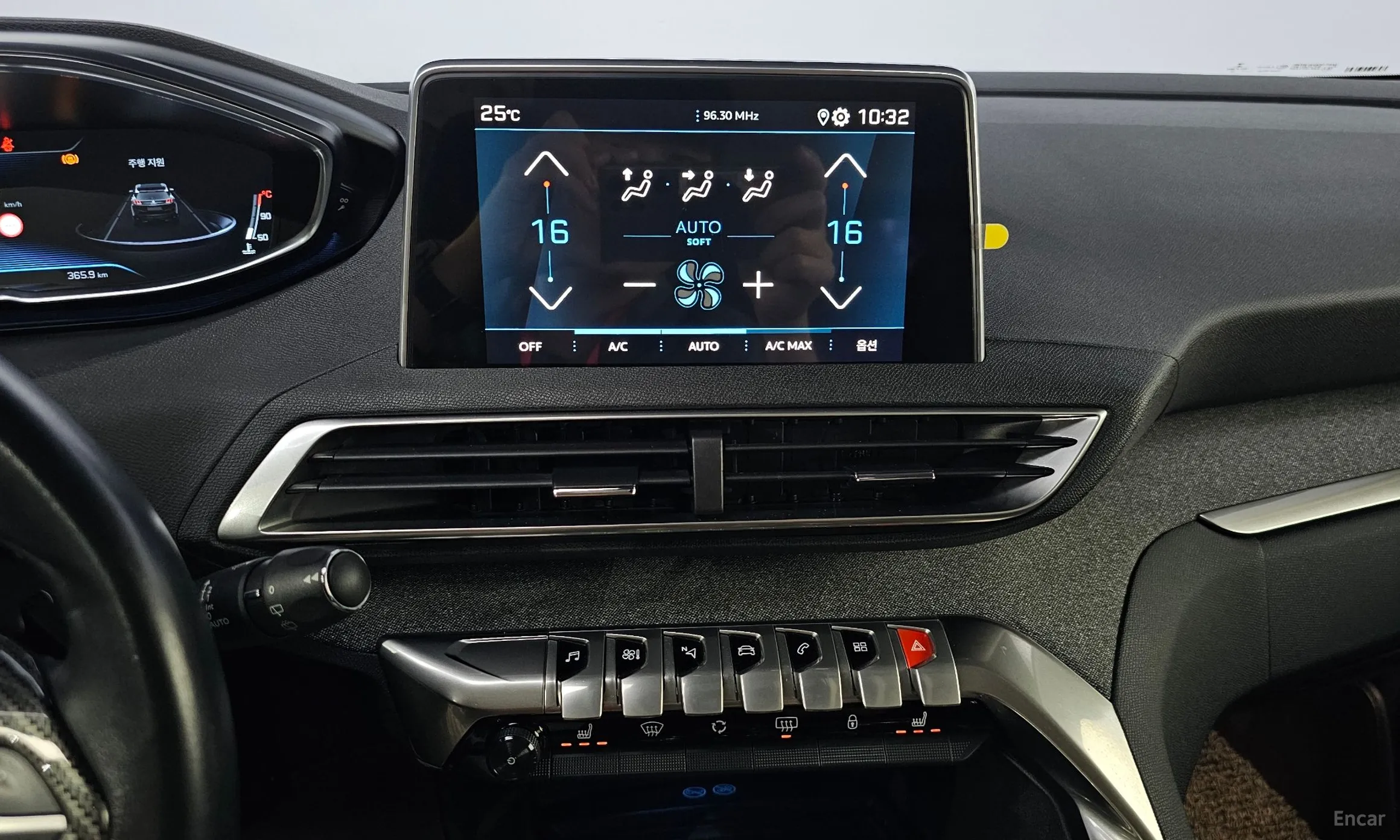Peugeot 3008 2nd generation превью 14