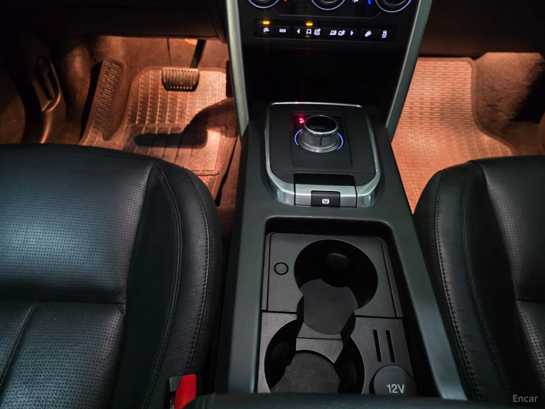 Land Rover Discovery Sports превью 14