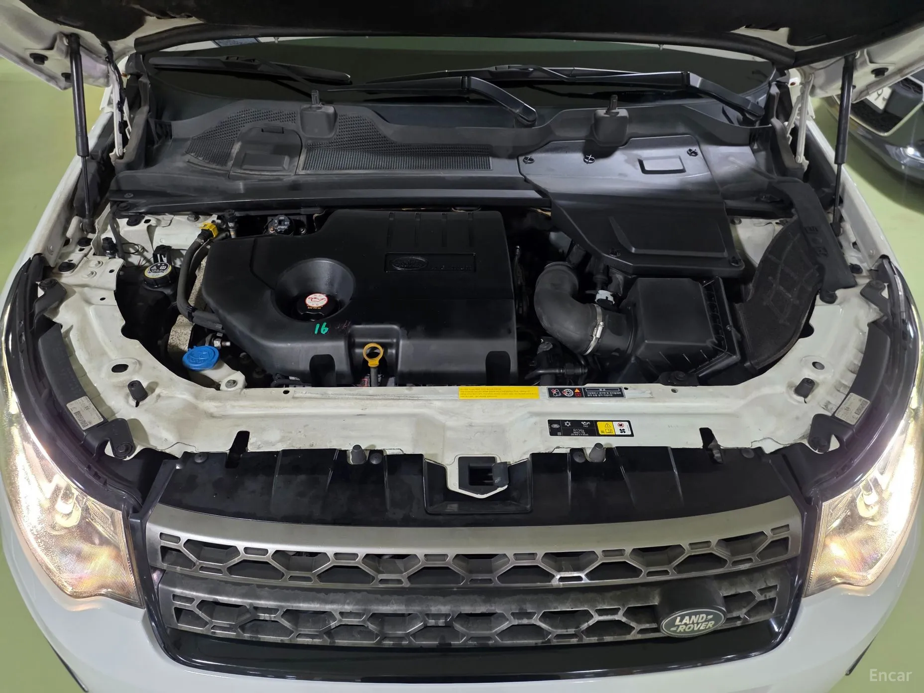 Land Rover Discovery Sports превью 6
