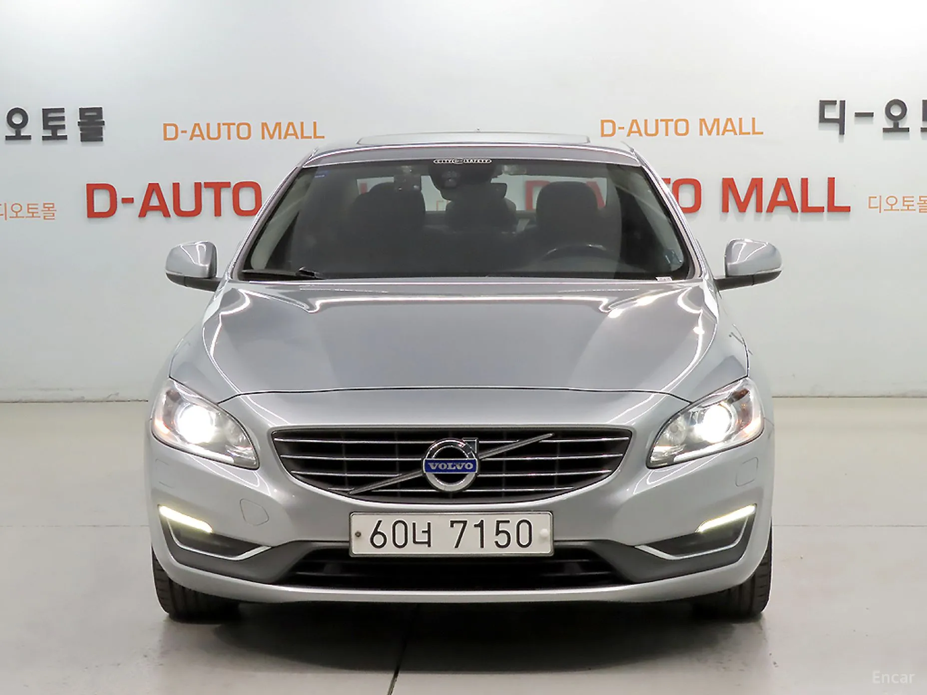 Volvo S60 превью 2