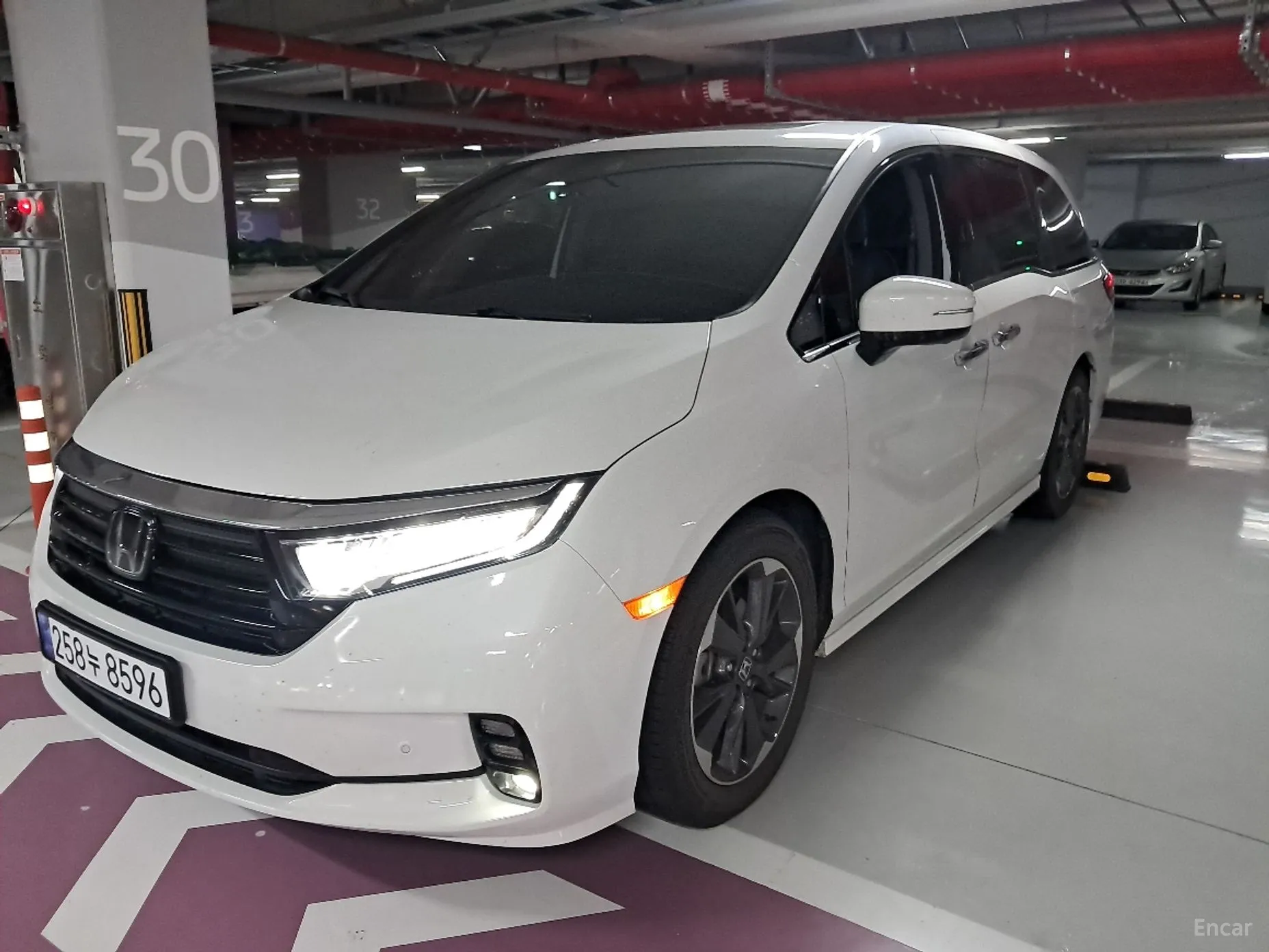 Honda Odyssey превью 4