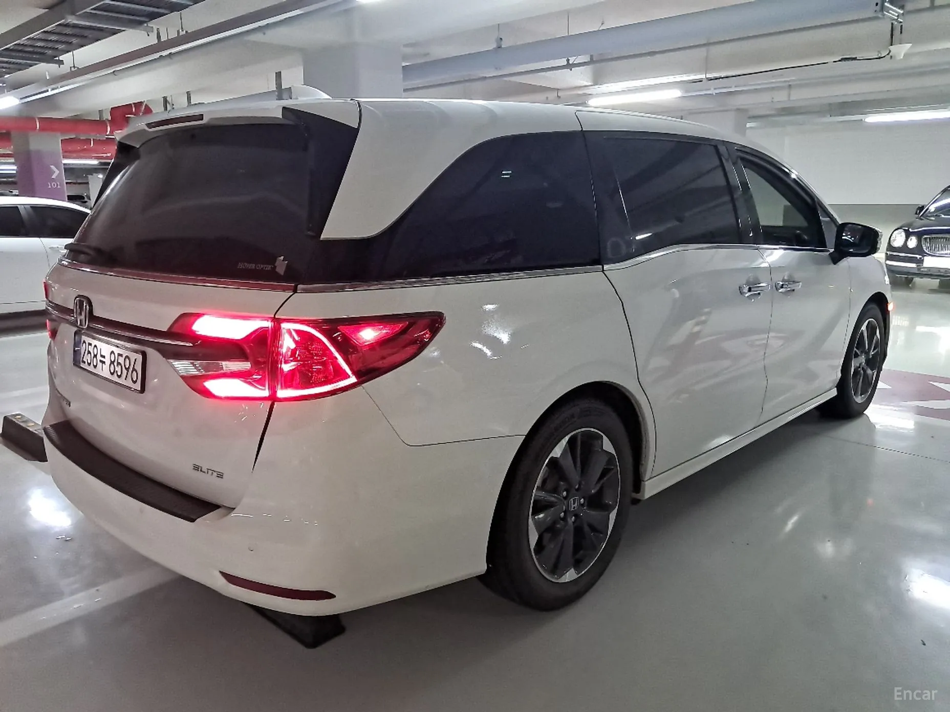 Honda Odyssey превью 6