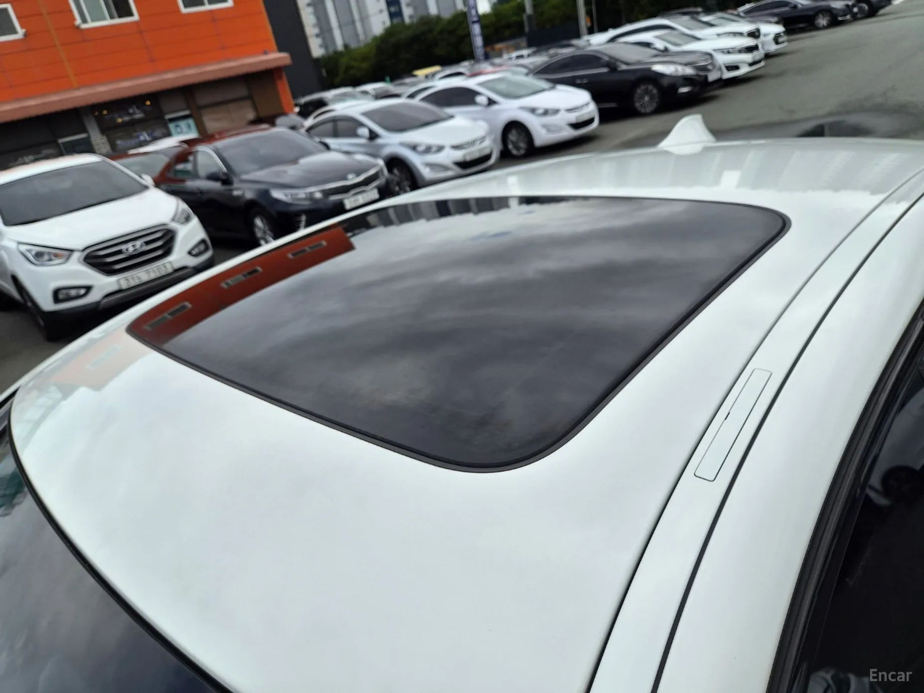 BMW 5 Series (F10) превью 18