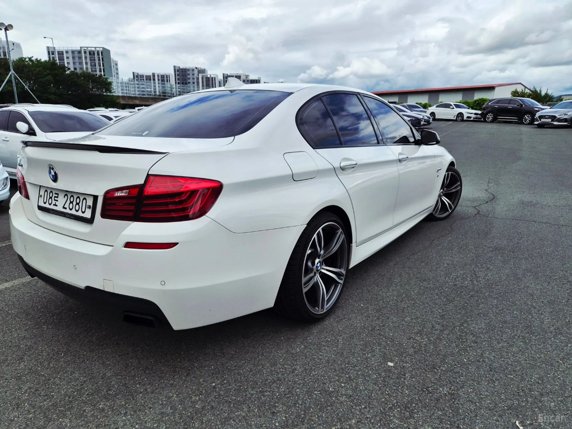 BMW 5 Series (F10) превью 7