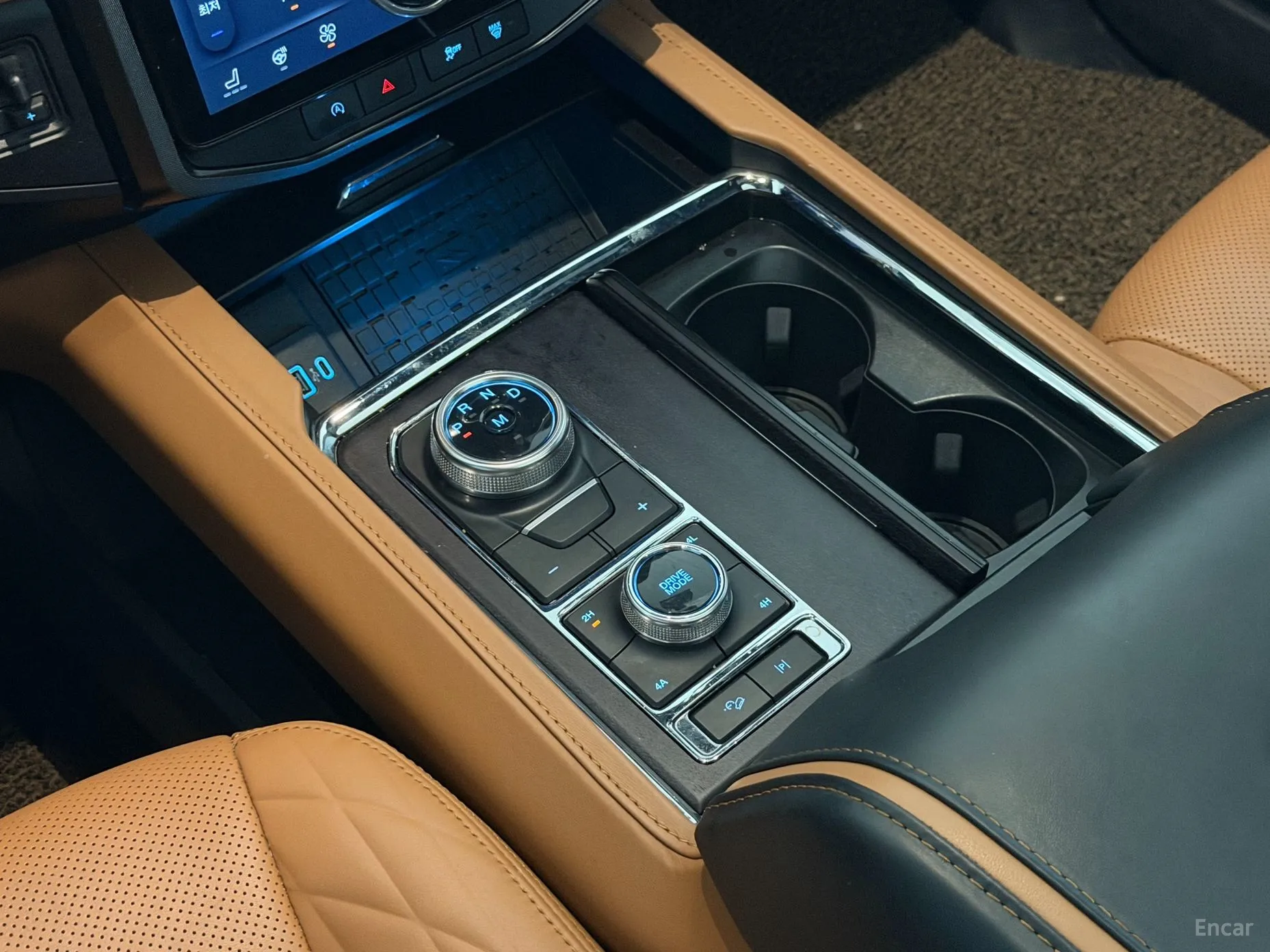 Ford Expedition превью 12
