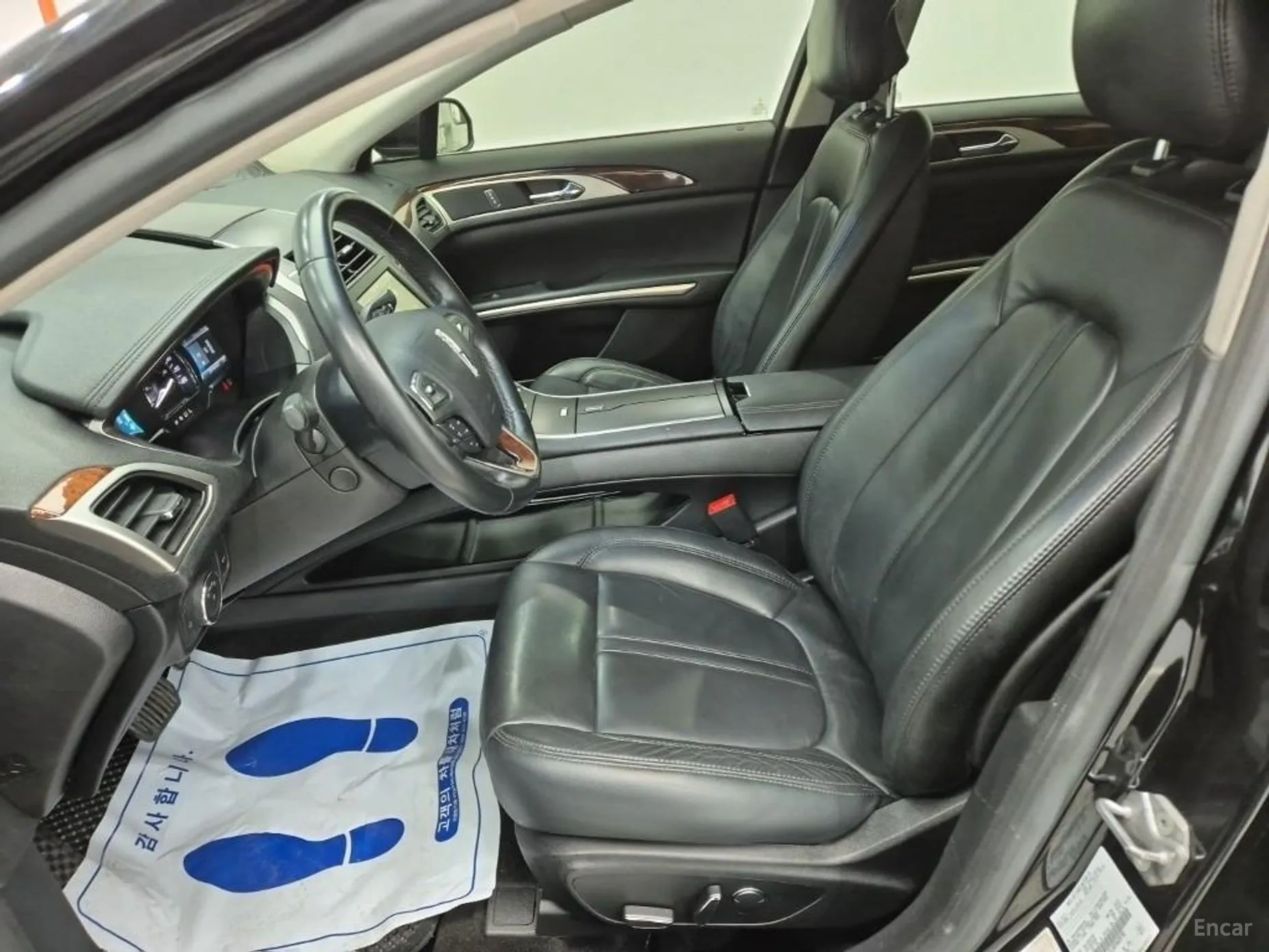 Lincoln New MKZ превью 12
