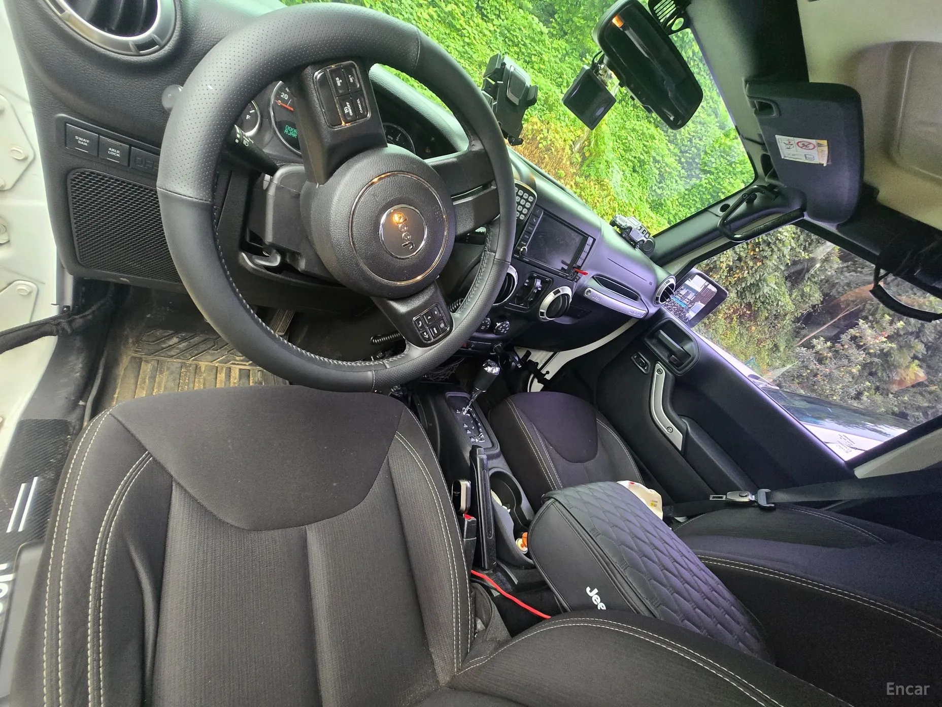 Jeep Wrangler (JK) превью 11
