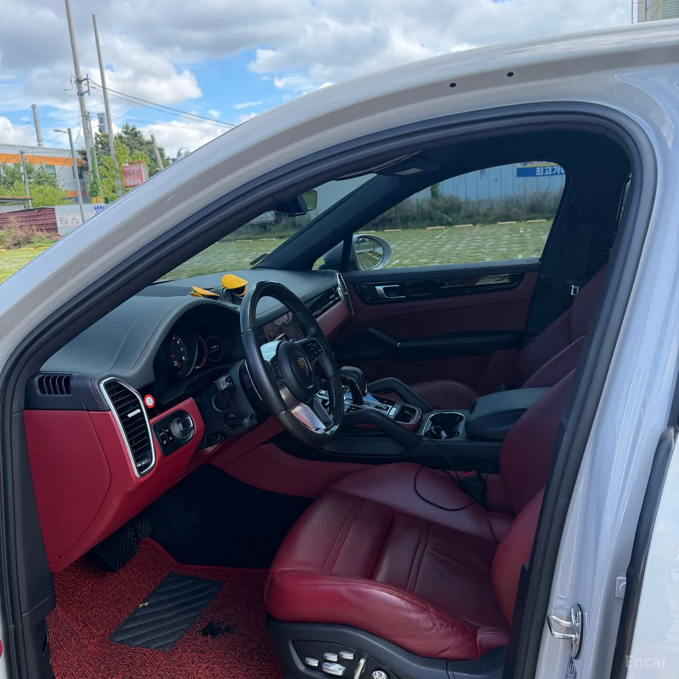 Porsche Cayenne (PO536) превью 6